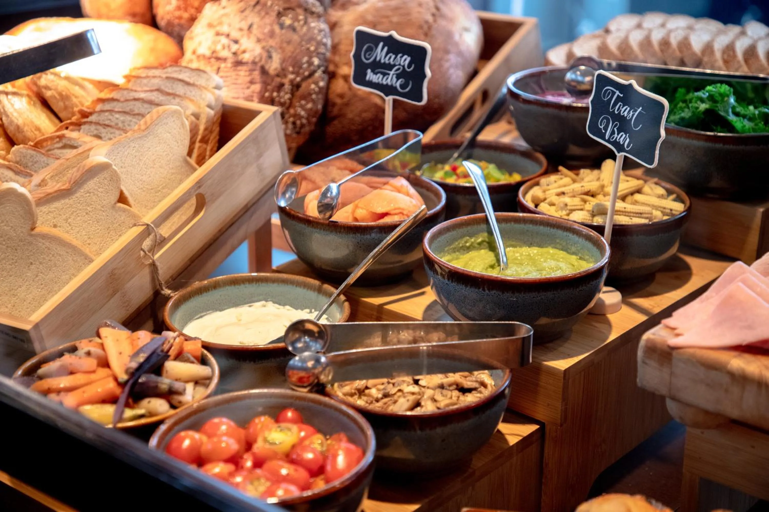 Breakfast in Bristol Panama, a Registry Collection Hotel