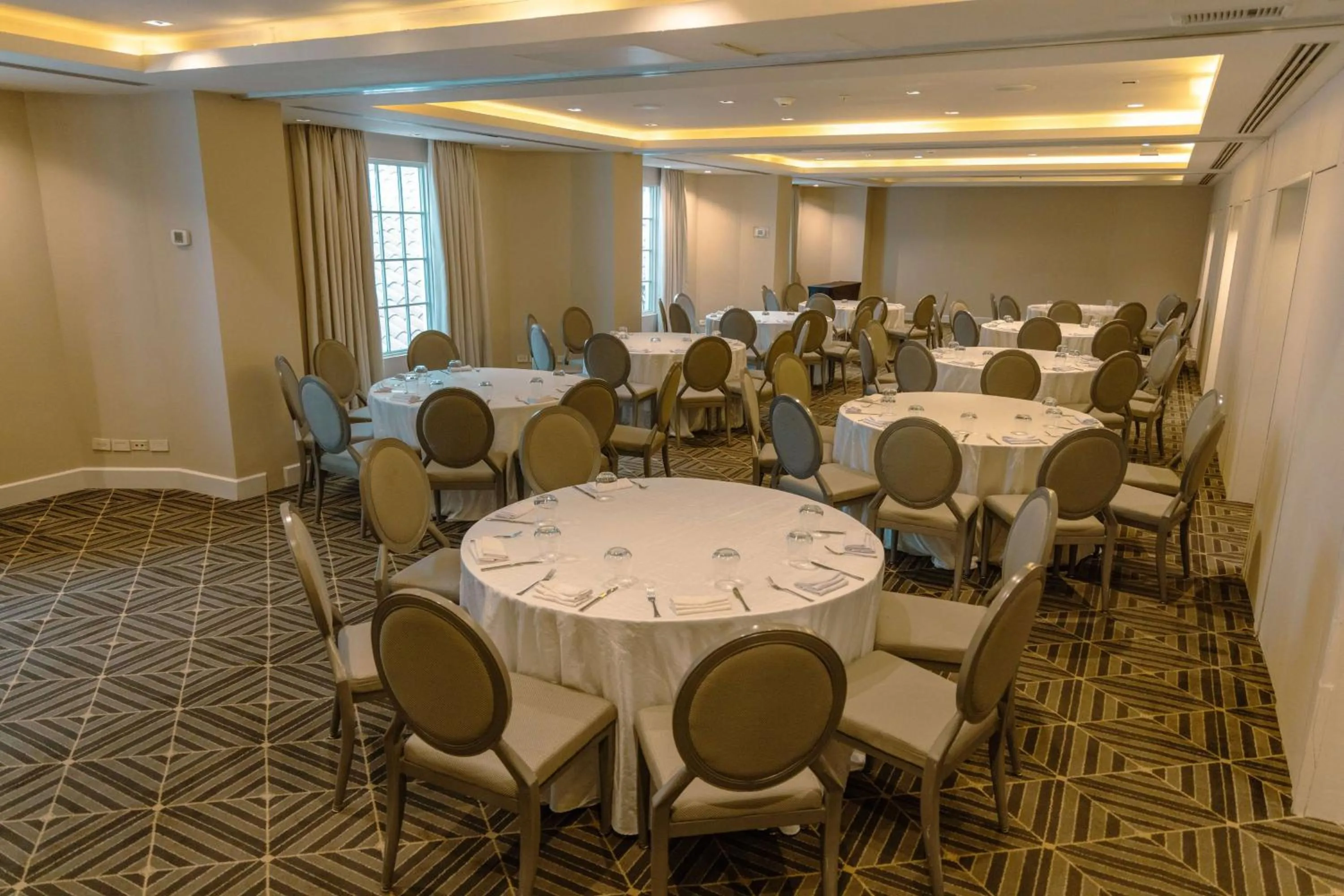 Meeting/conference room in Bristol Panama, a Registry Collection Hotel