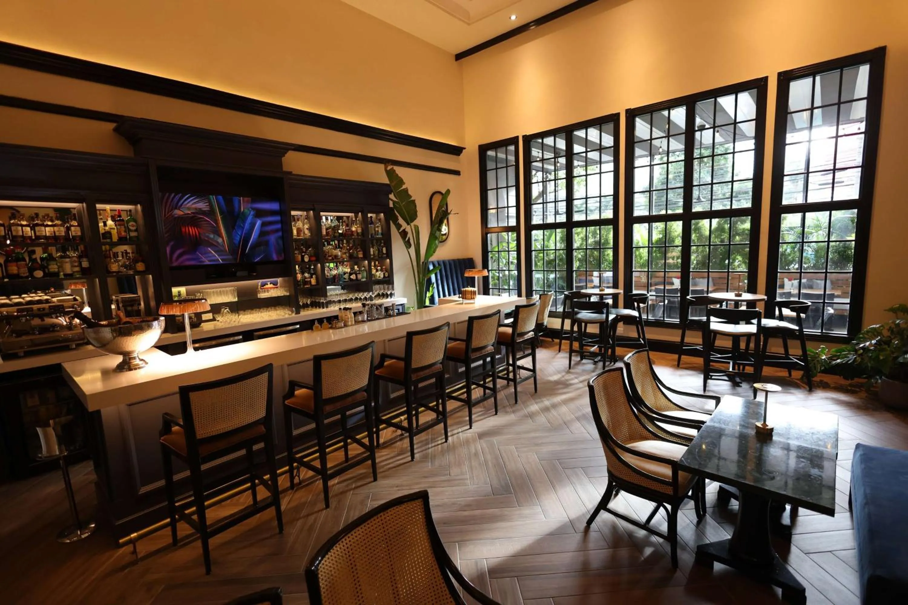 Restaurant/places to eat in Bristol Panama, a Registry Collection Hotel