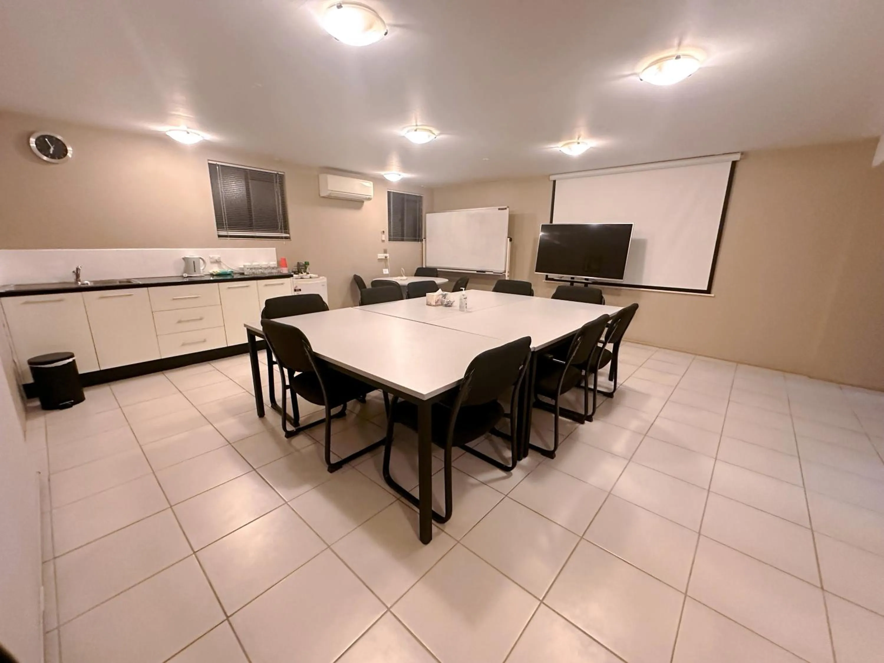 Meeting/conference room in Quest Ascot