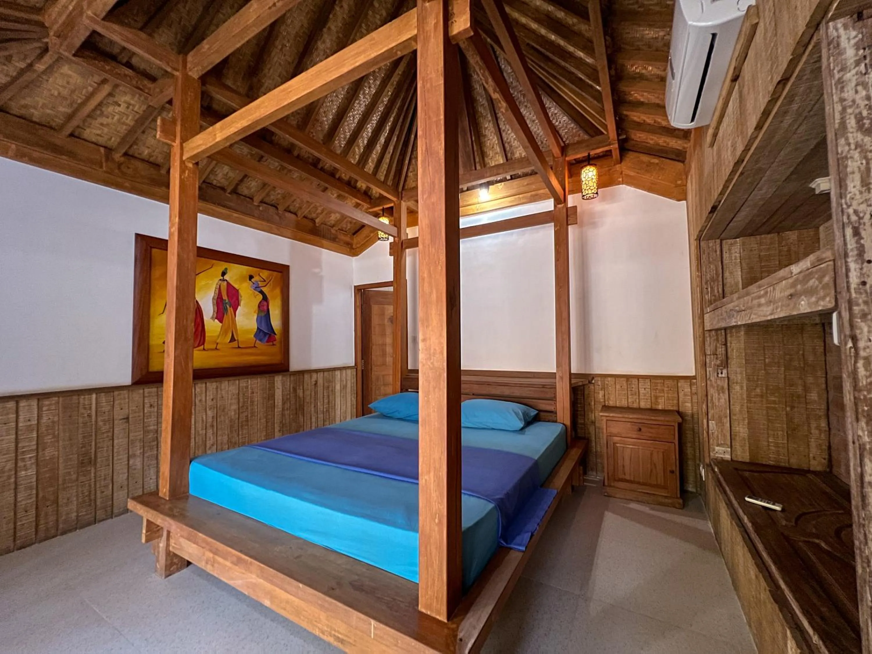 Bed in Coconut Dream