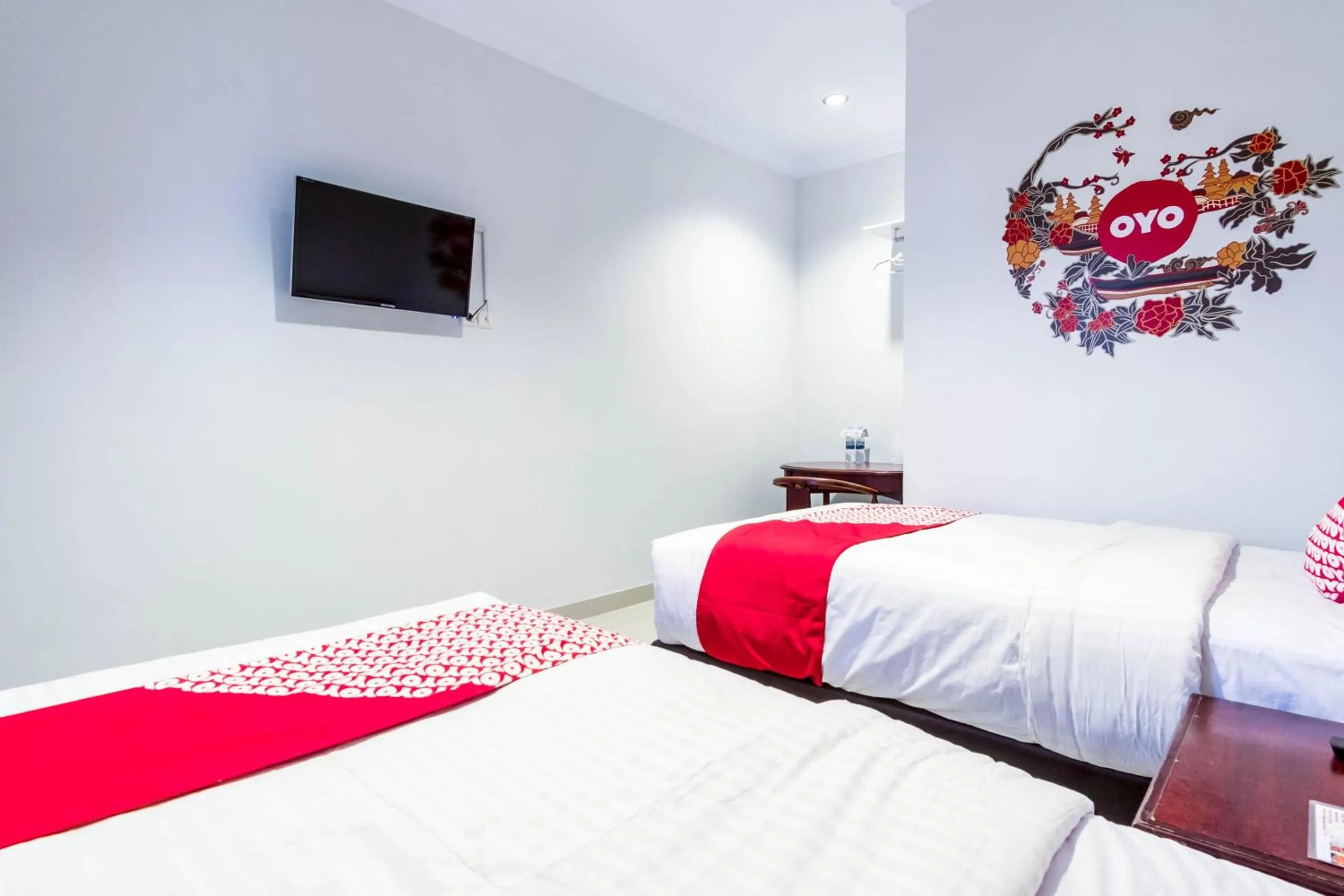 Bedroom, Bed in Hotel O Helvetia Residence