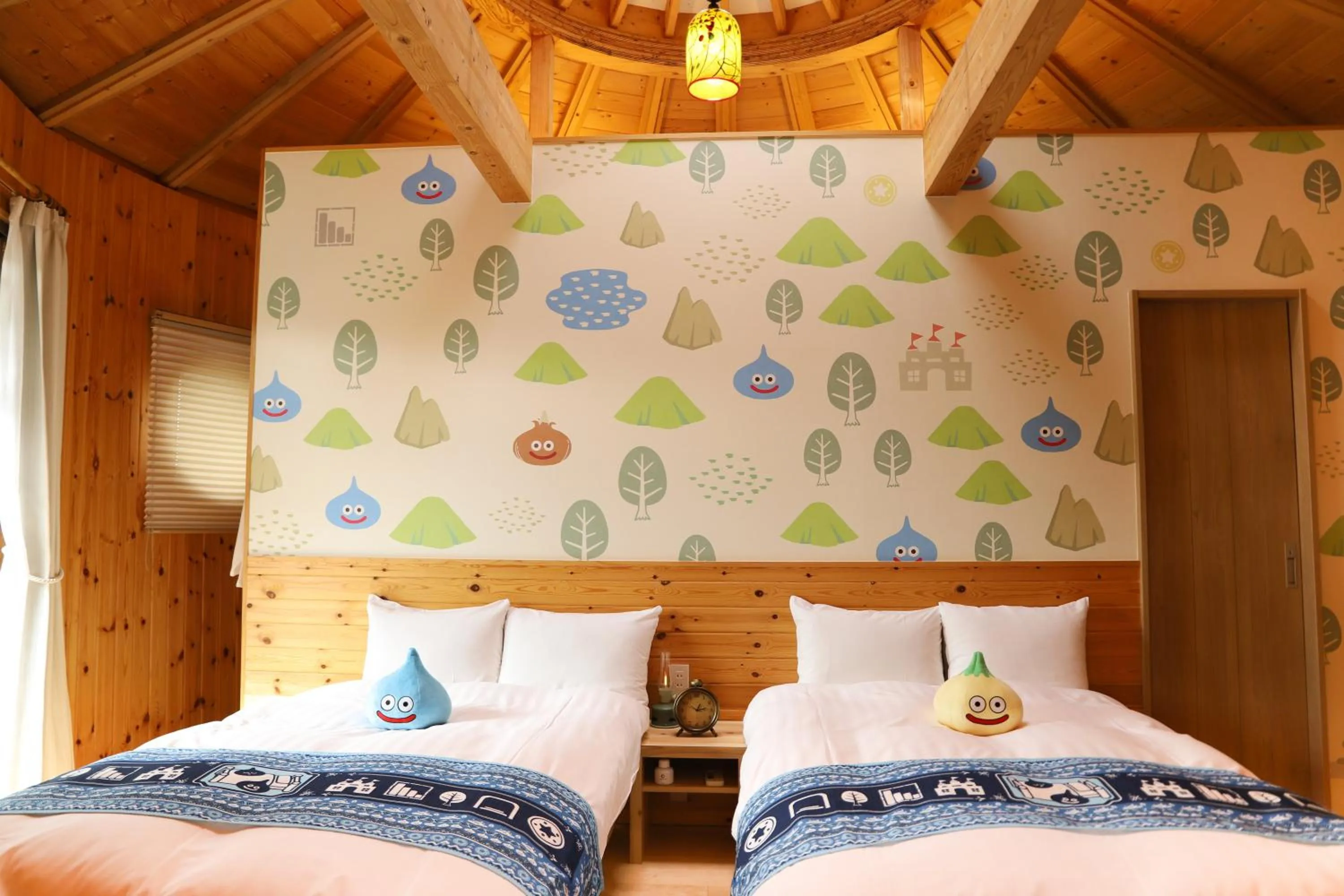 Bed in GRAND CHARIOT Hokutoshichisei 135°