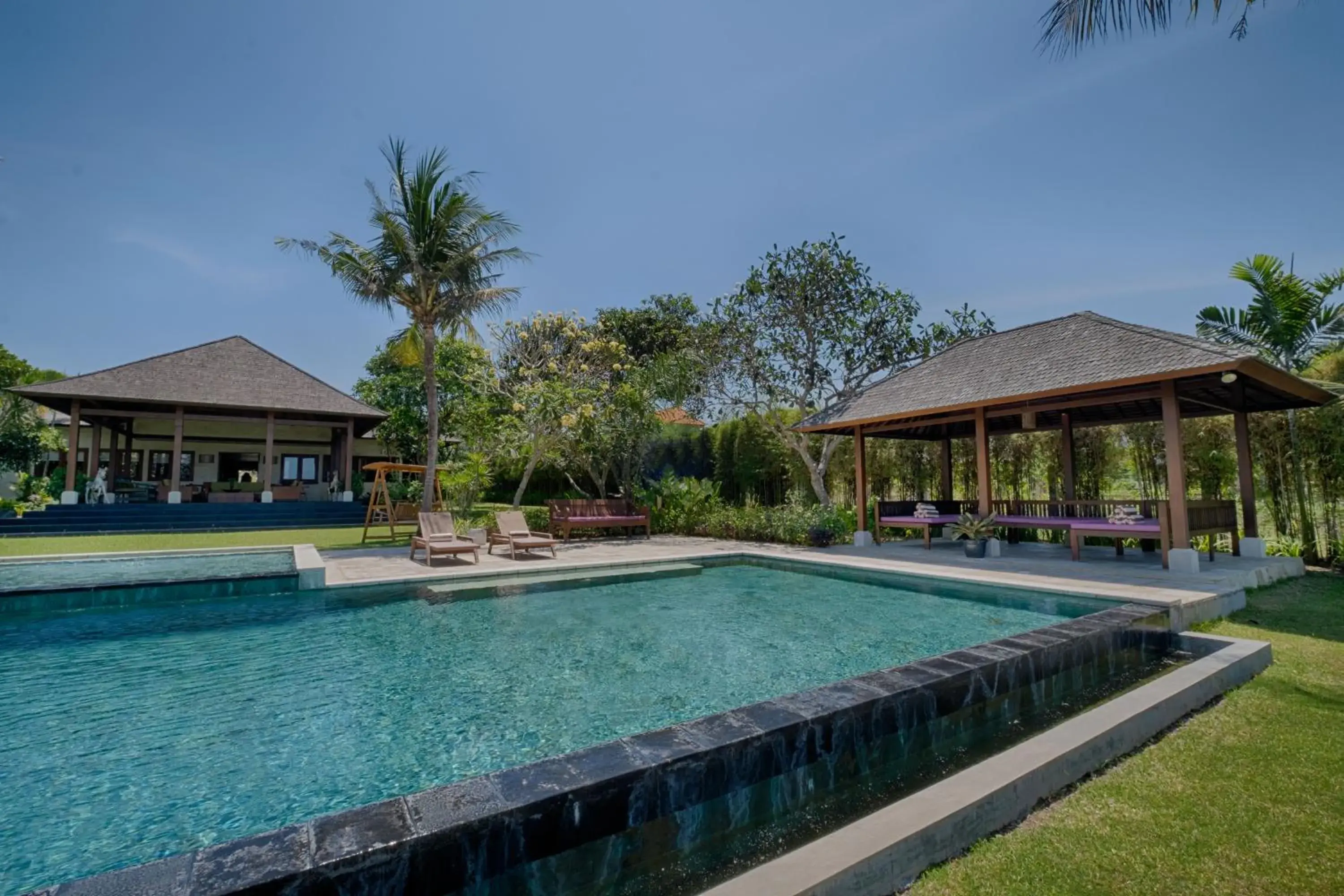Luxury Six-Bedroom Villa with Private Pool and Garden in Ketewel Villa by Sanga Sanga Hospitality Luxury Six-Bedroom Villa with Private Pool and Garden in Ketewel Villa by Sanga Sanga Hospitality