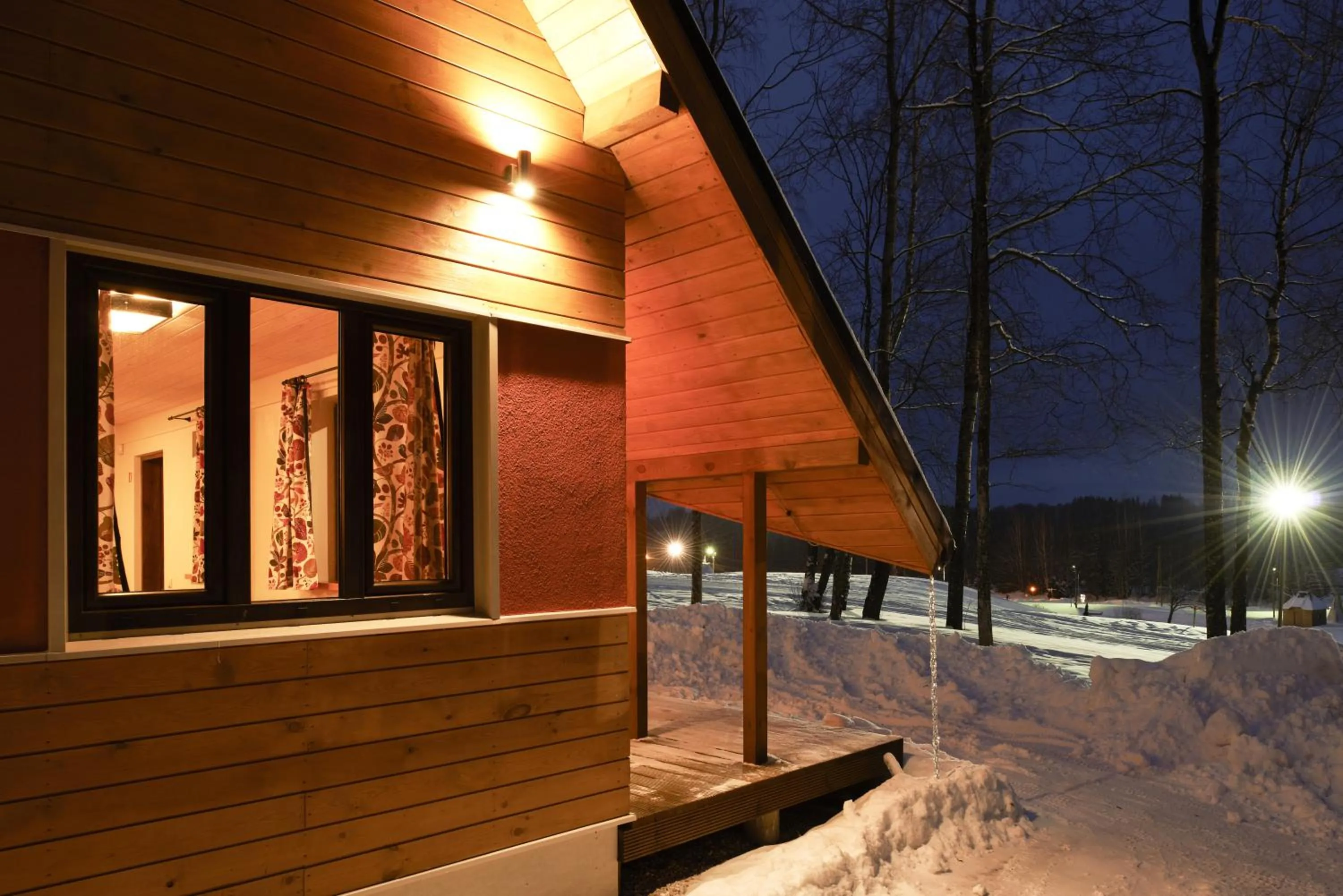 Facade/entrance in Reinis