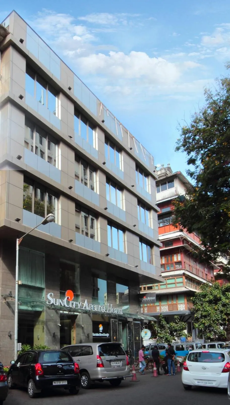 Property building in Hotel Suncity Apollo - Gateway Of India