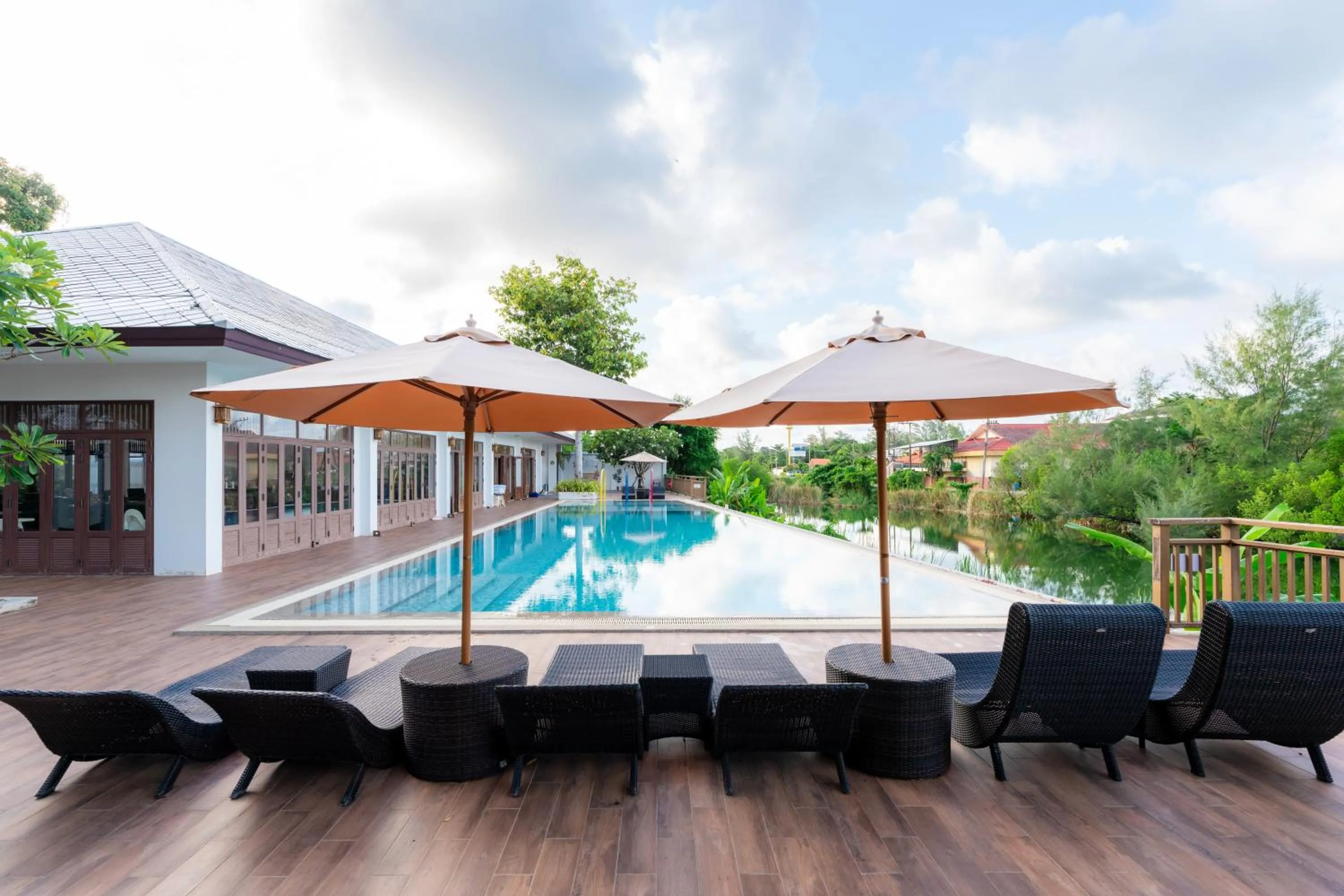 Swimming pool in Baan Pun Sook Resort