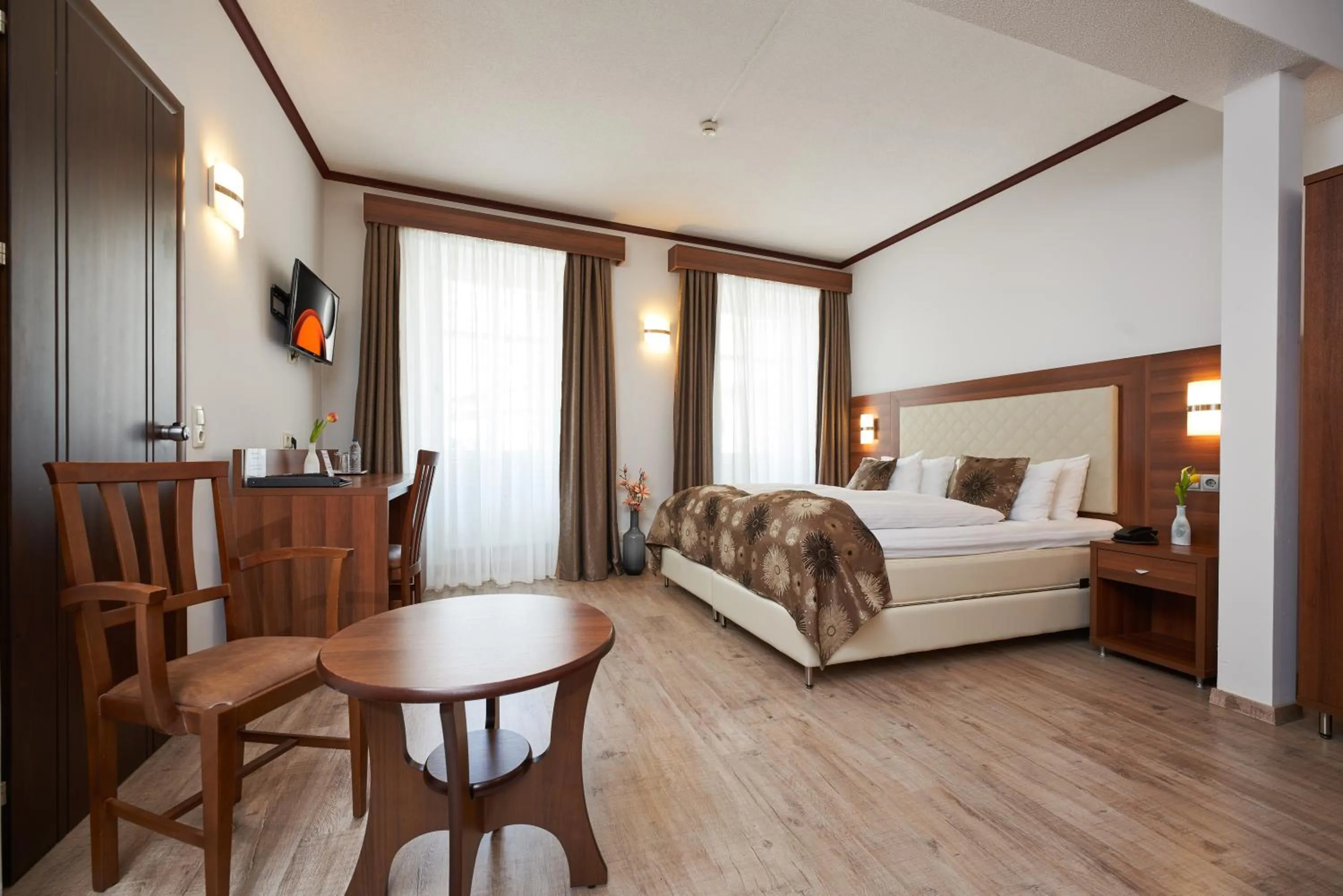 Photo of the whole room, Bed in Hotel Meyerhof