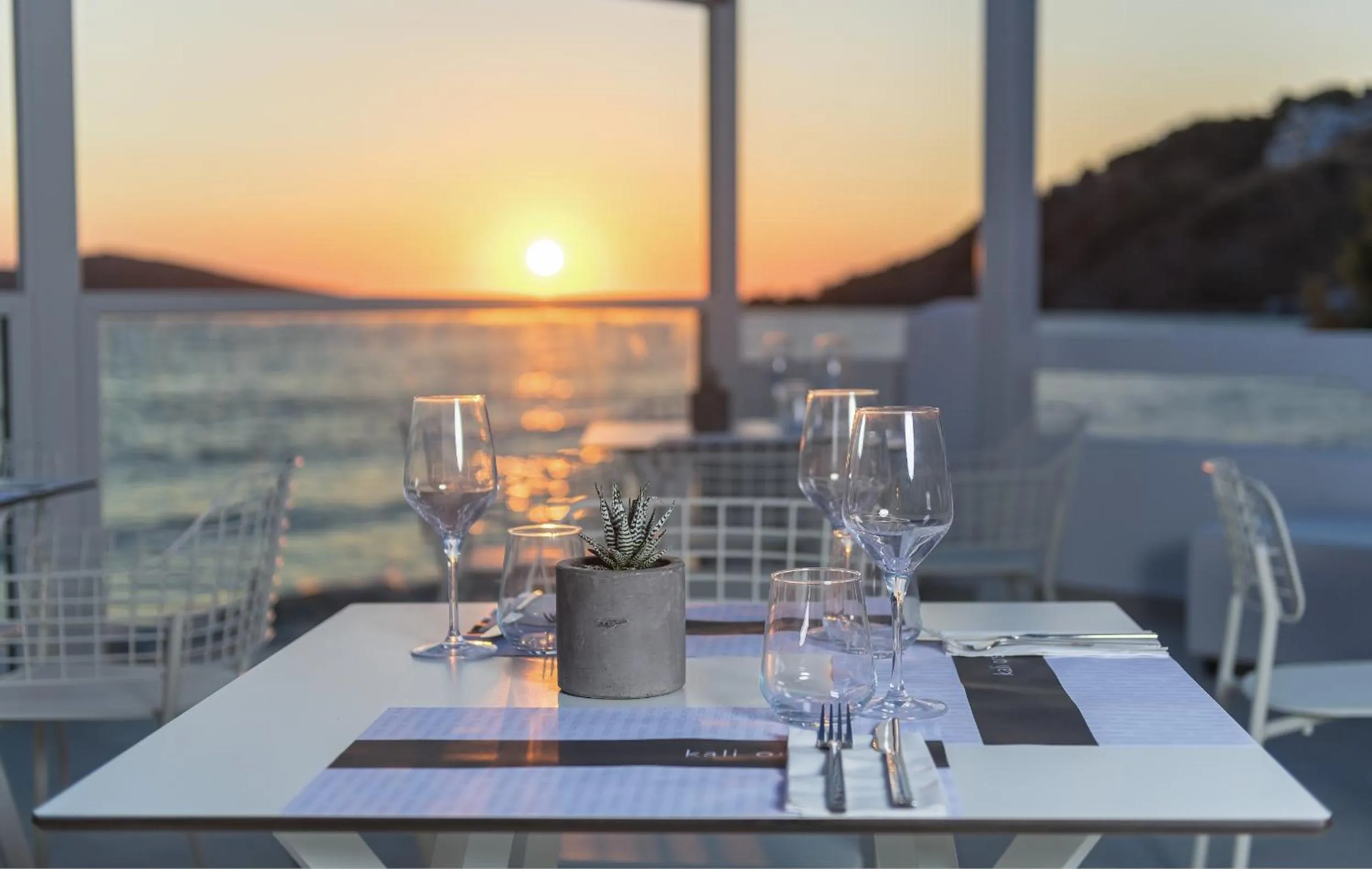 Restaurant/places to eat in Kantouni Beach Boutique Hotel