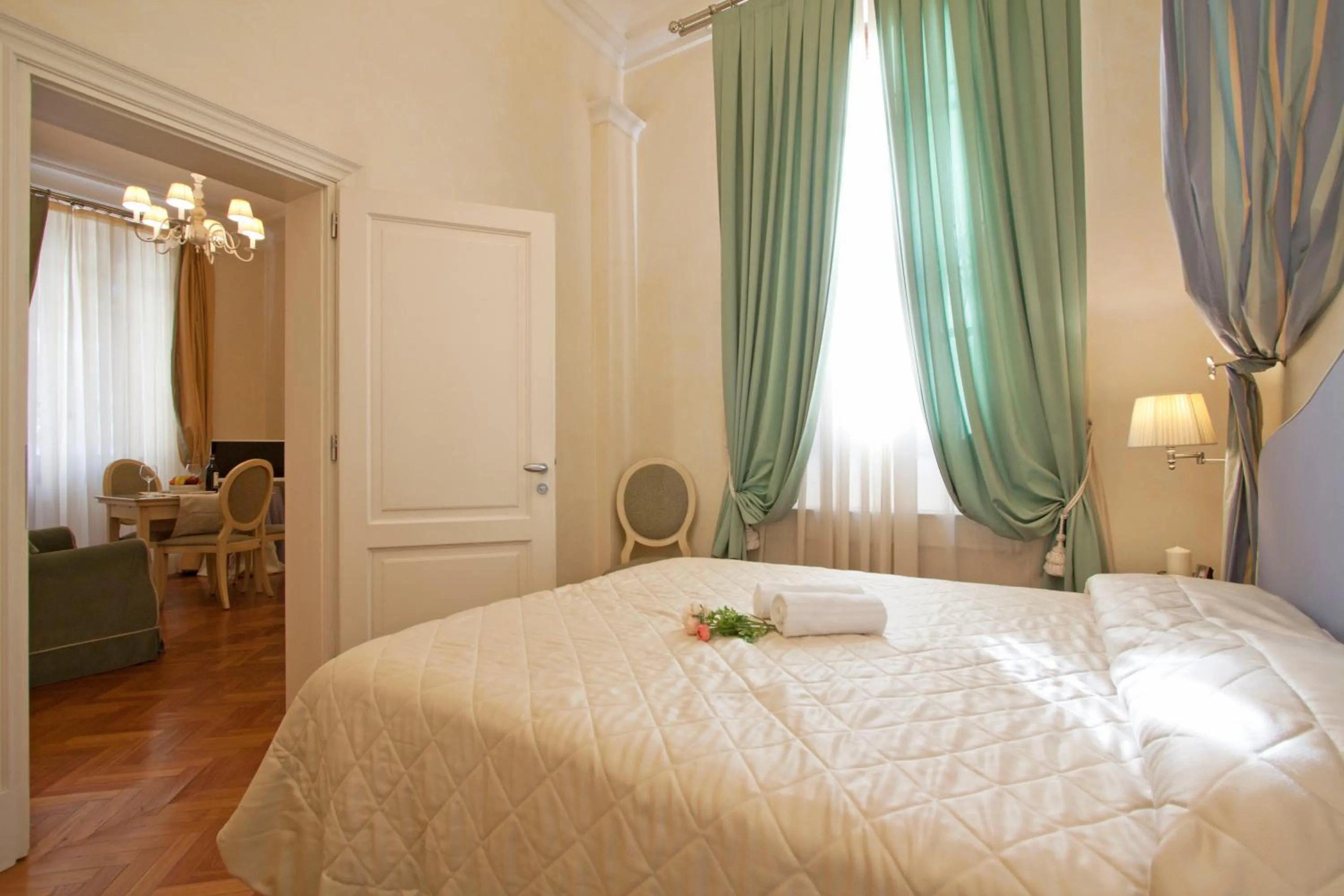 Bedroom, Bed in Serristori Palace Residence