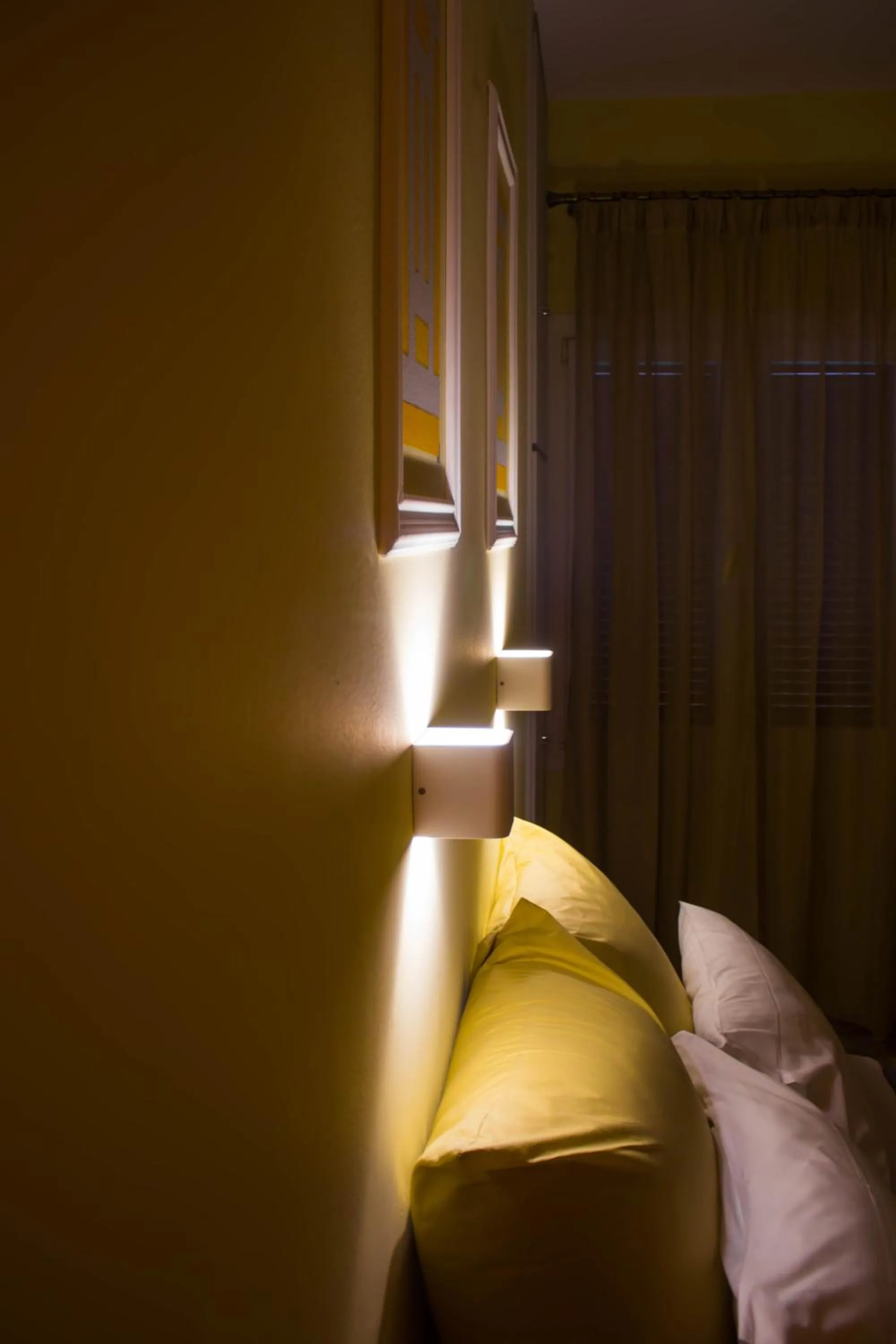 Decorative detail, Bed in Bonne Nuit Pension