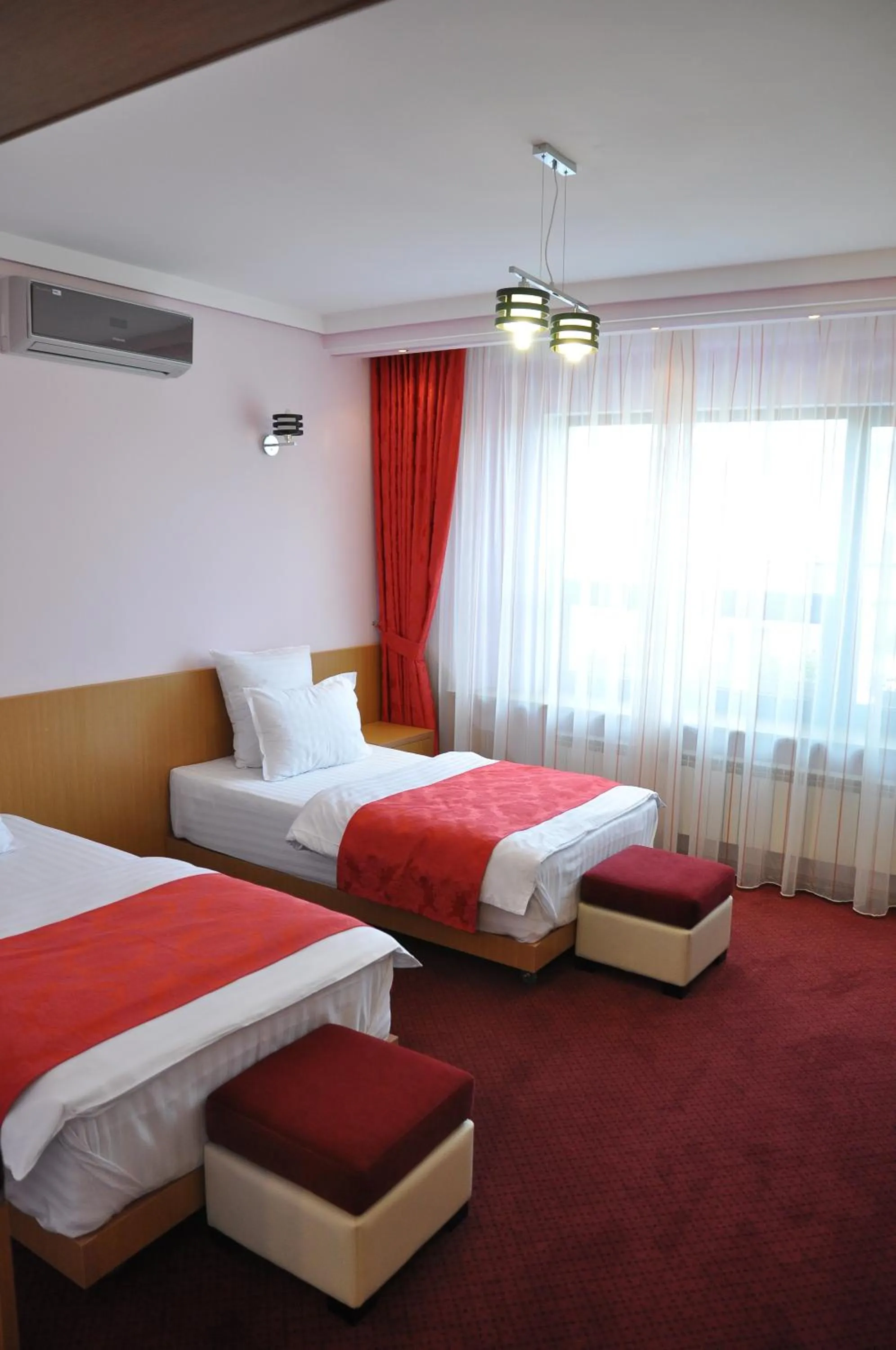 Bed in Pensiunea President