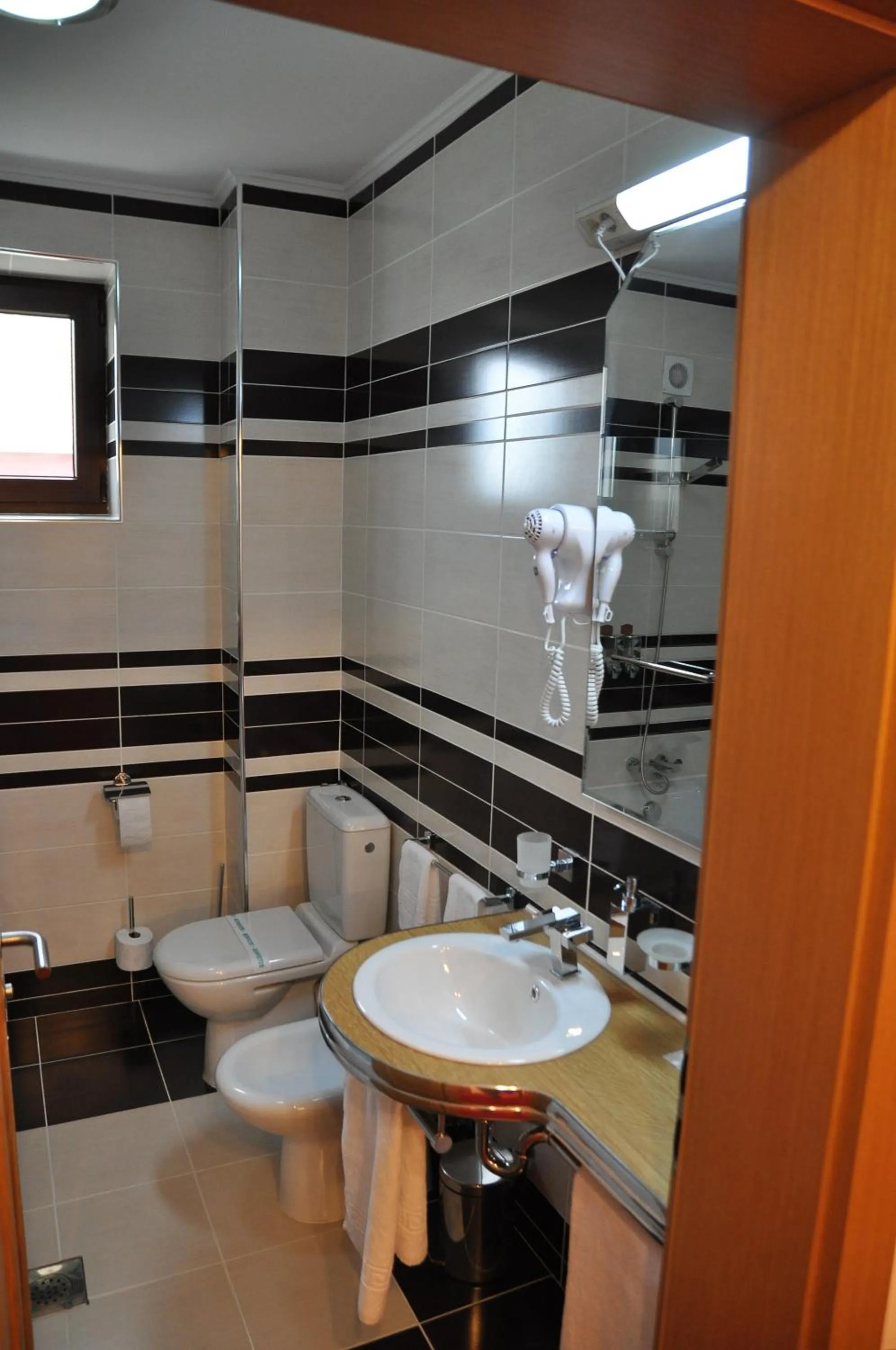 Bathroom in Pensiunea President