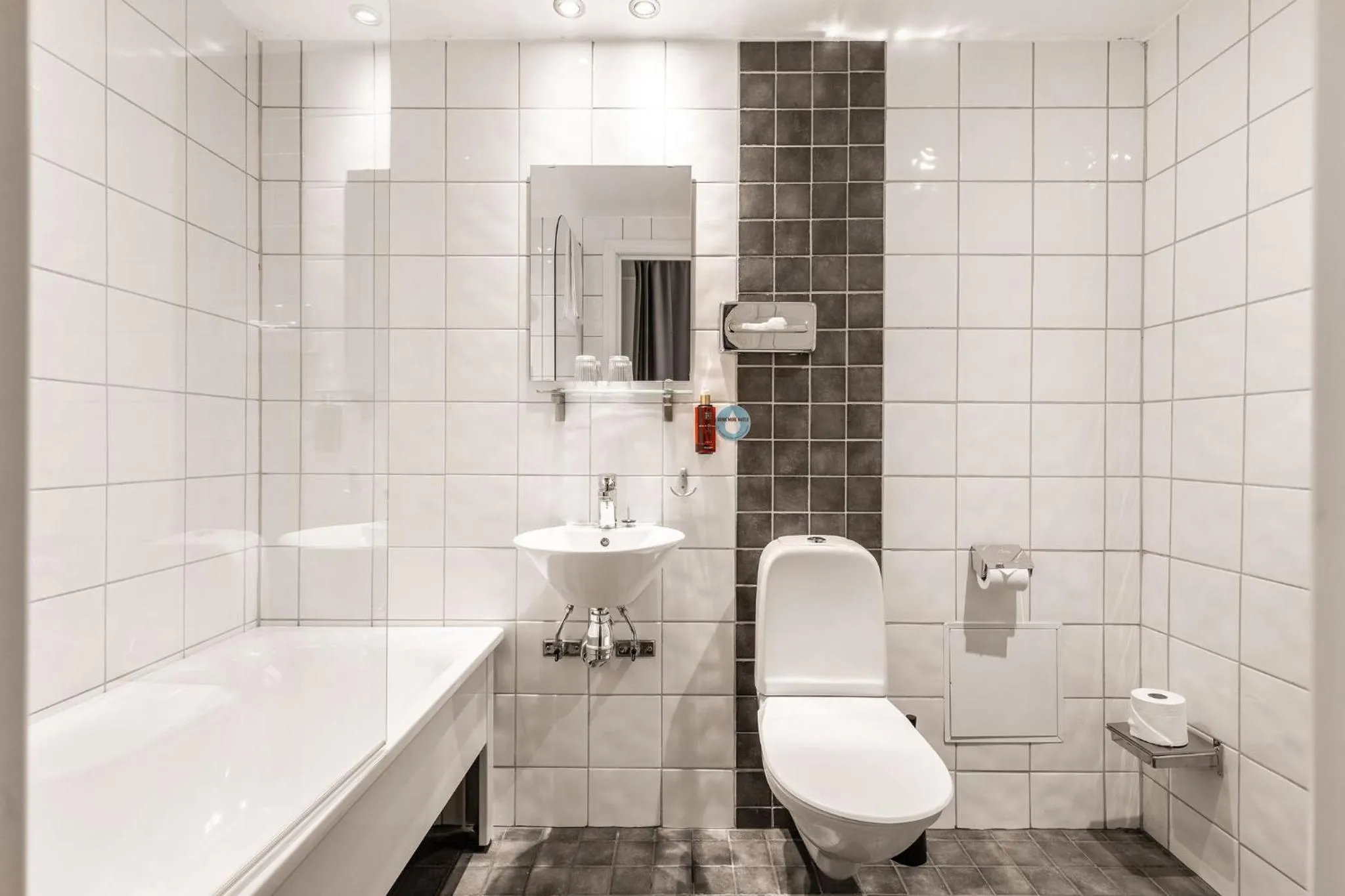 Bathroom in Comfort Hotel Linköping City