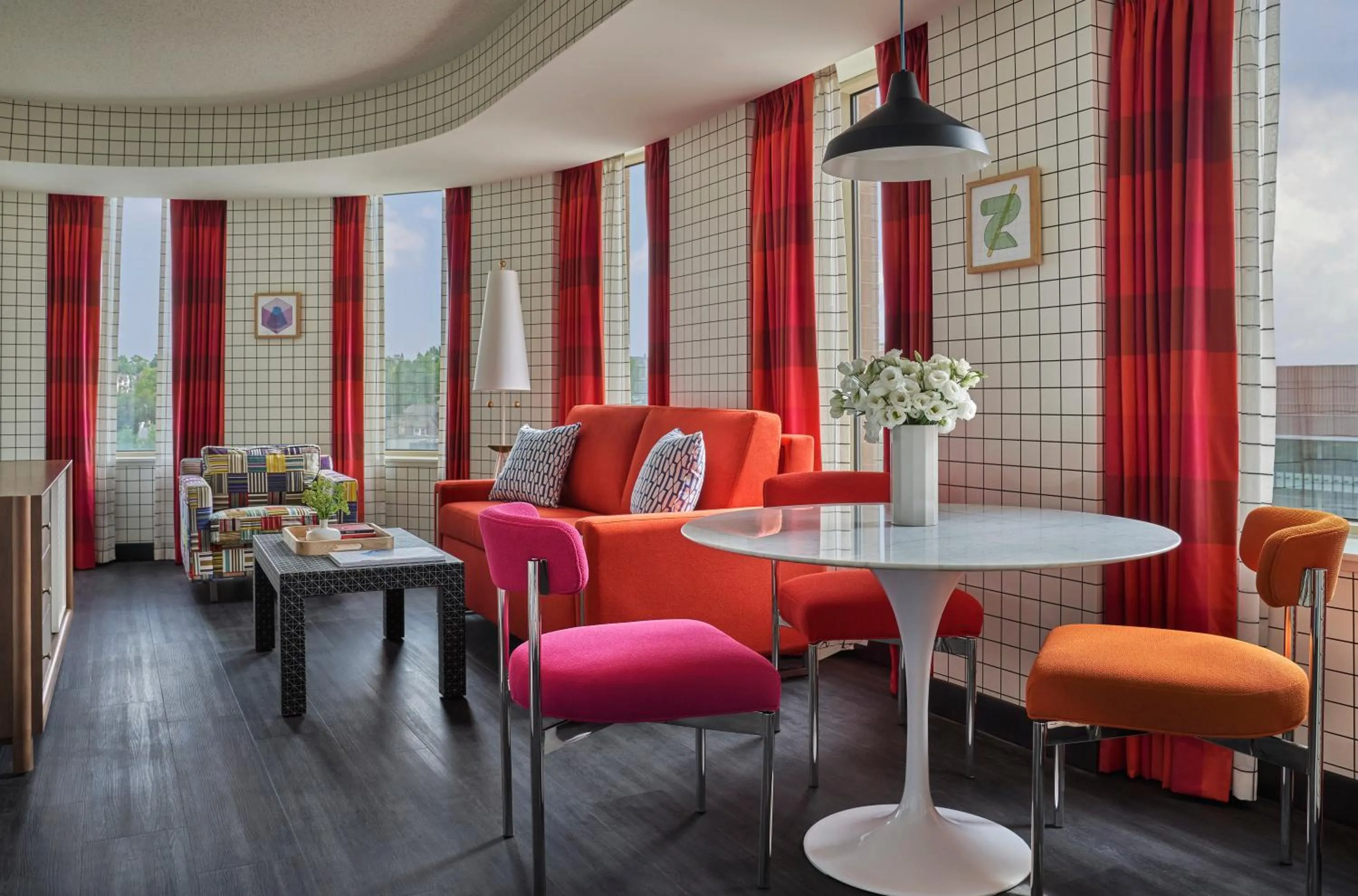 Living room in Graduate by Hilton Cincinnati