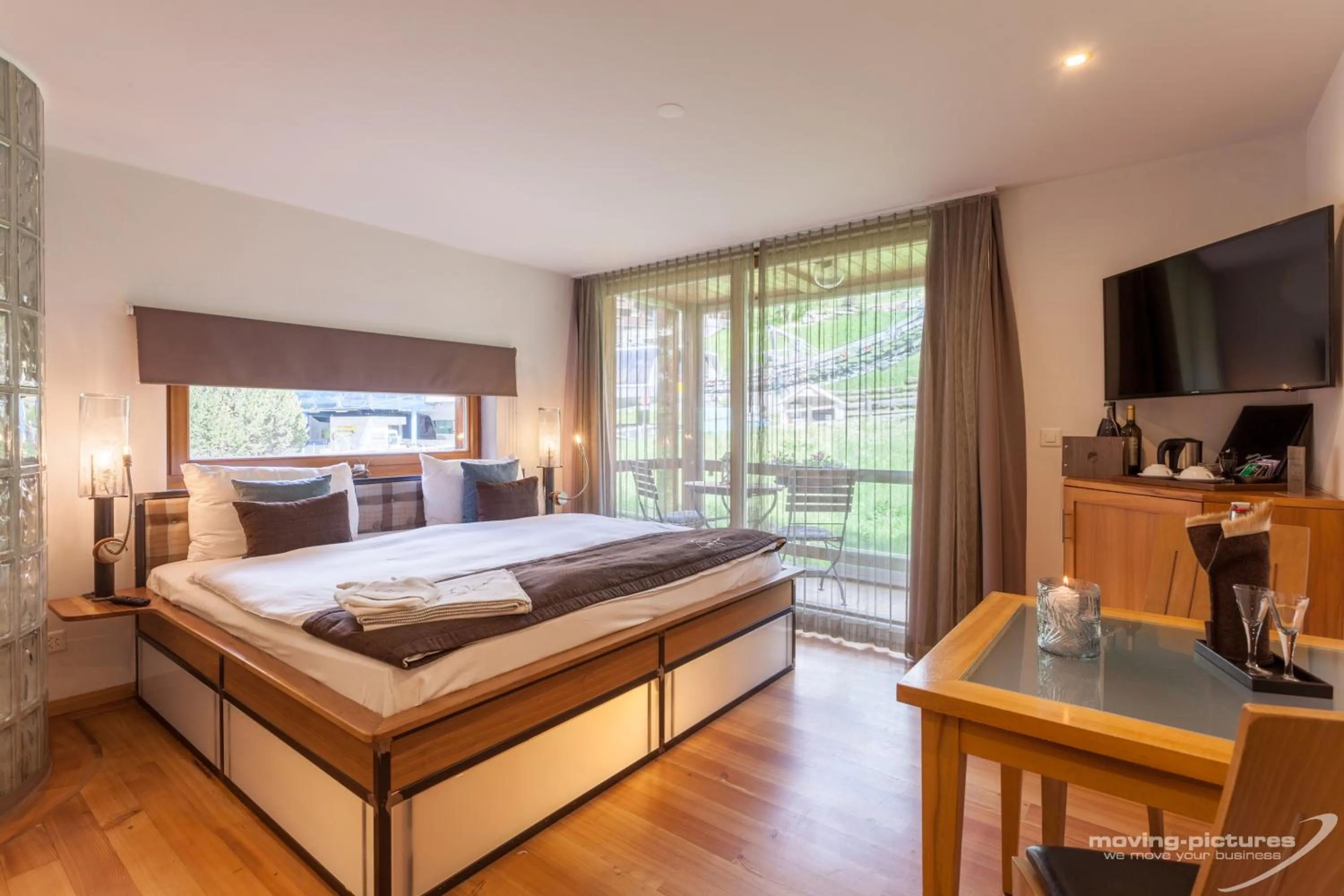 Bed in Suitenhotel Zurbriggen