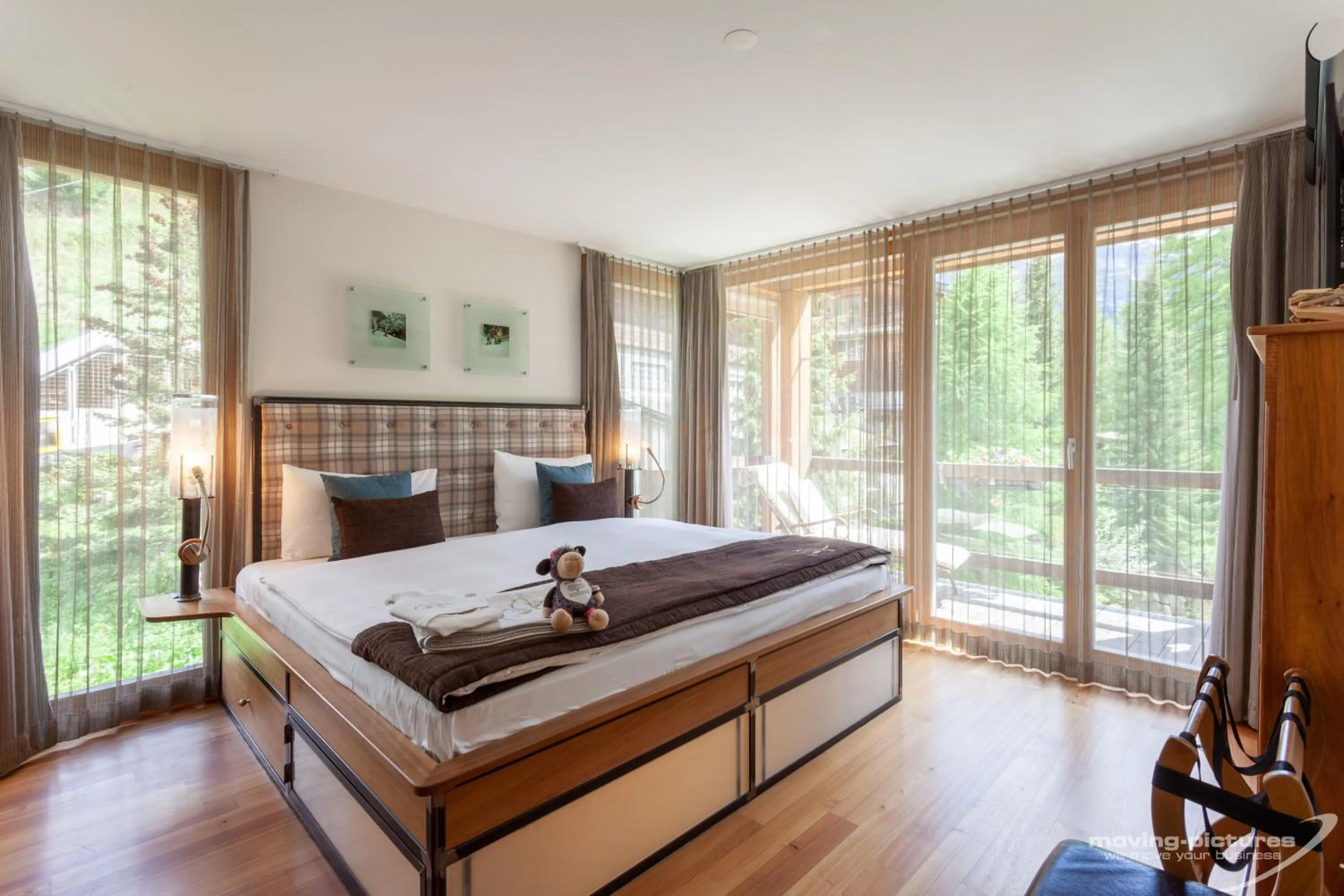 Bed in Suitenhotel Zurbriggen