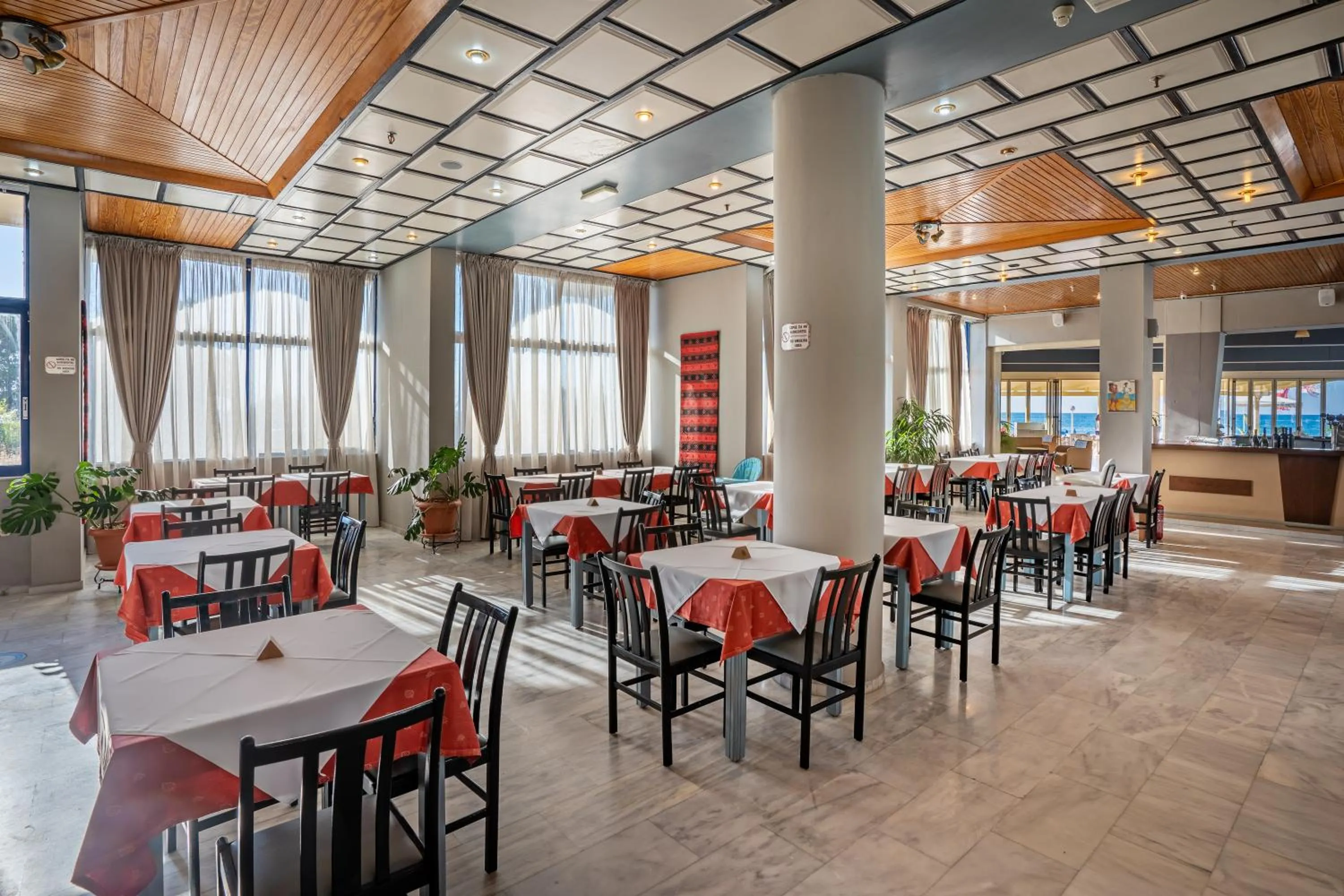 Restaurant/places to eat in Hotel Kathrin Beach