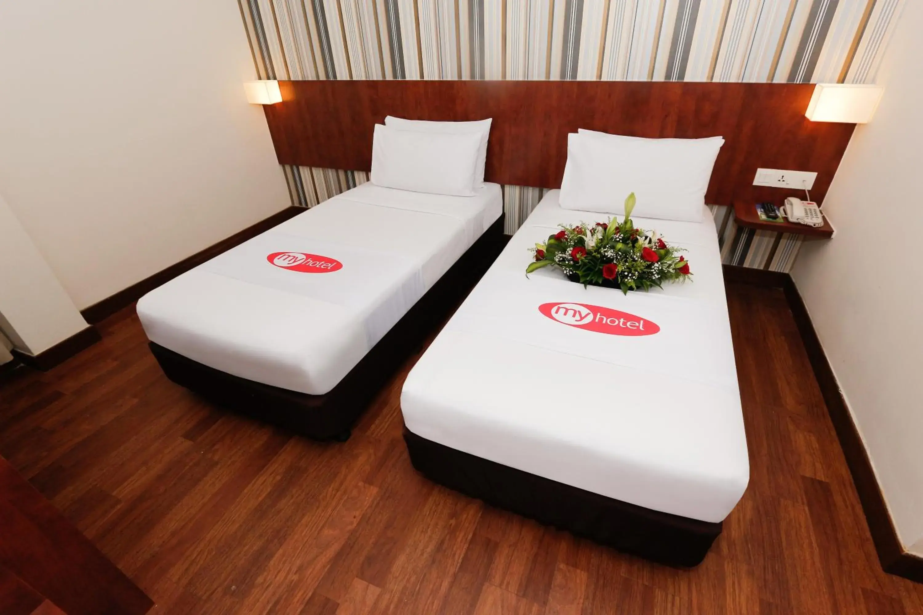 Deluxe Twin Room in My Hotel @ KL Sentral Deluxe Twin Room in My Hotel @ KL Sentral