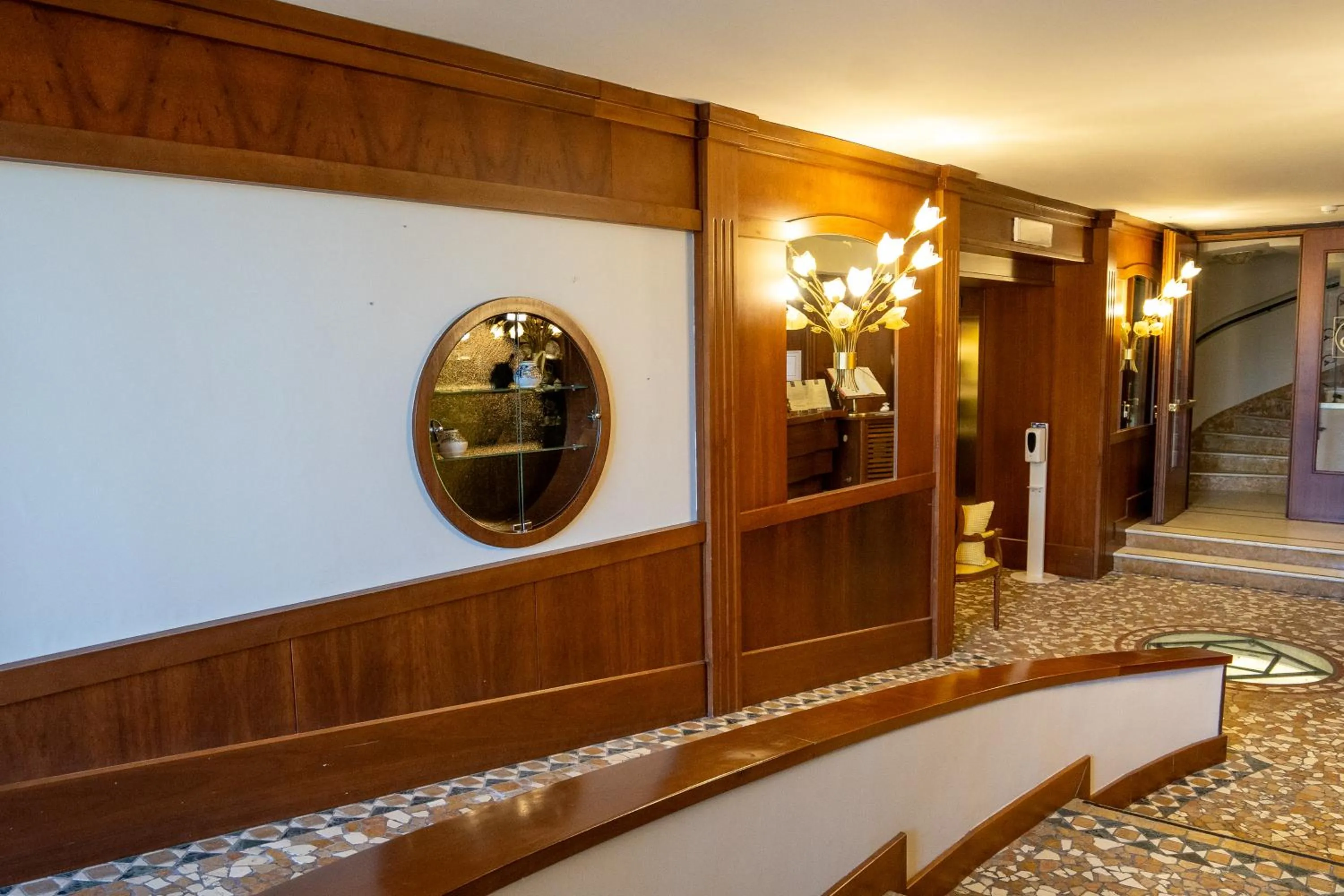 Lobby or reception in Art Hotel Santa Lucia