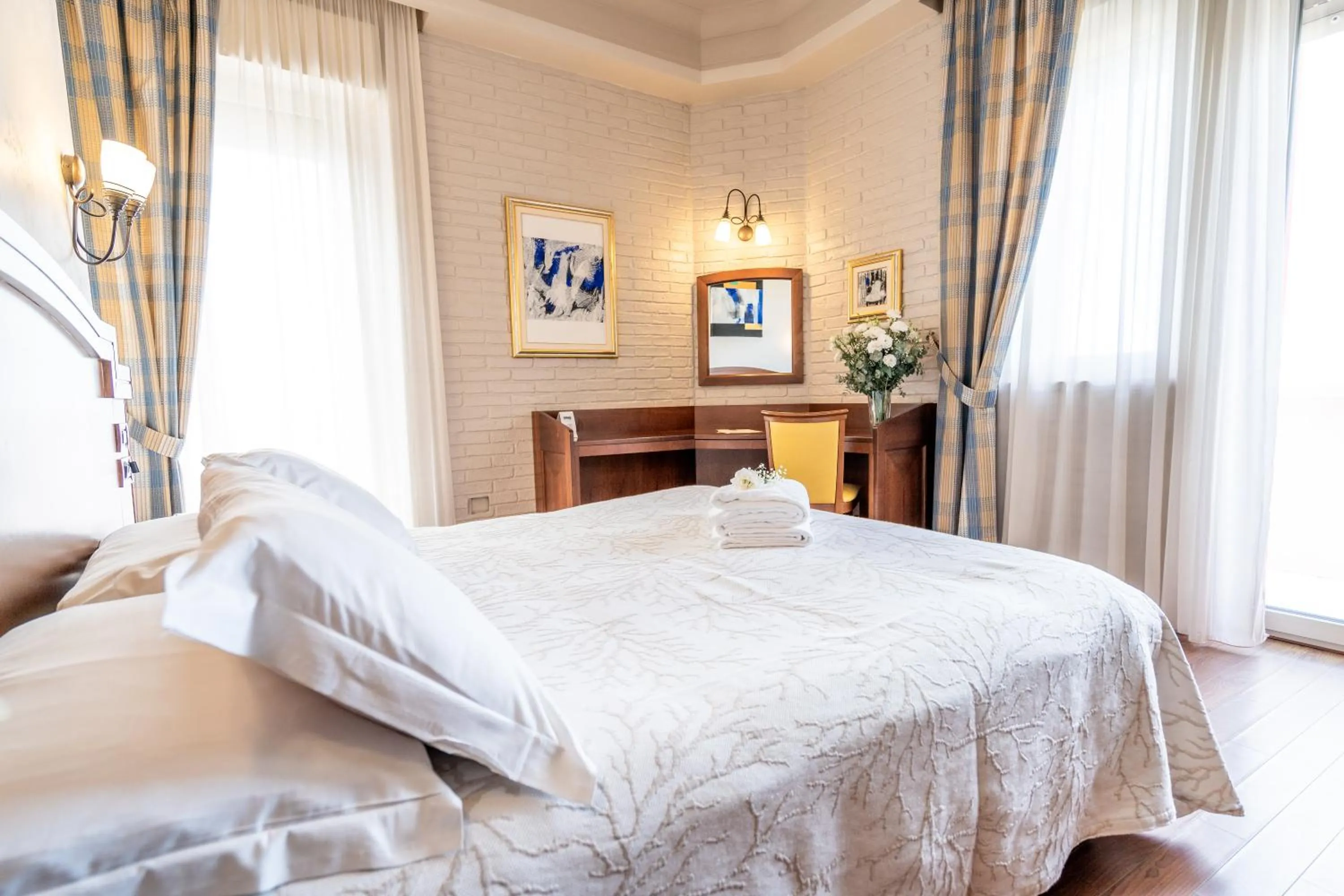 Photo of the whole room in Art Hotel Santa Lucia