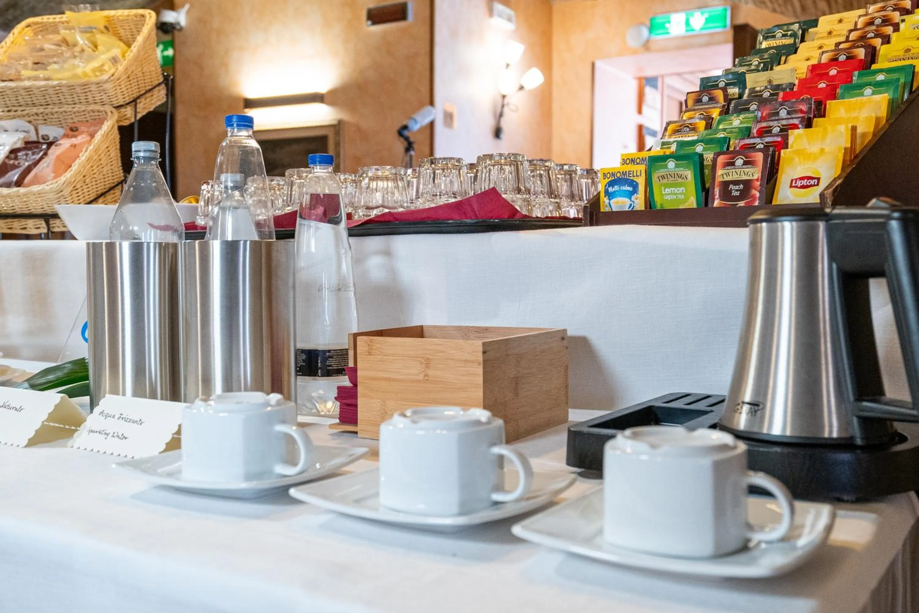Coffee/tea facilities in Art Hotel Santa Lucia