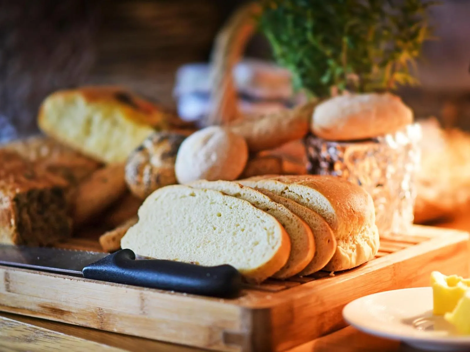 Restaurant/places to eat in Aroma Stone Hotel Spa