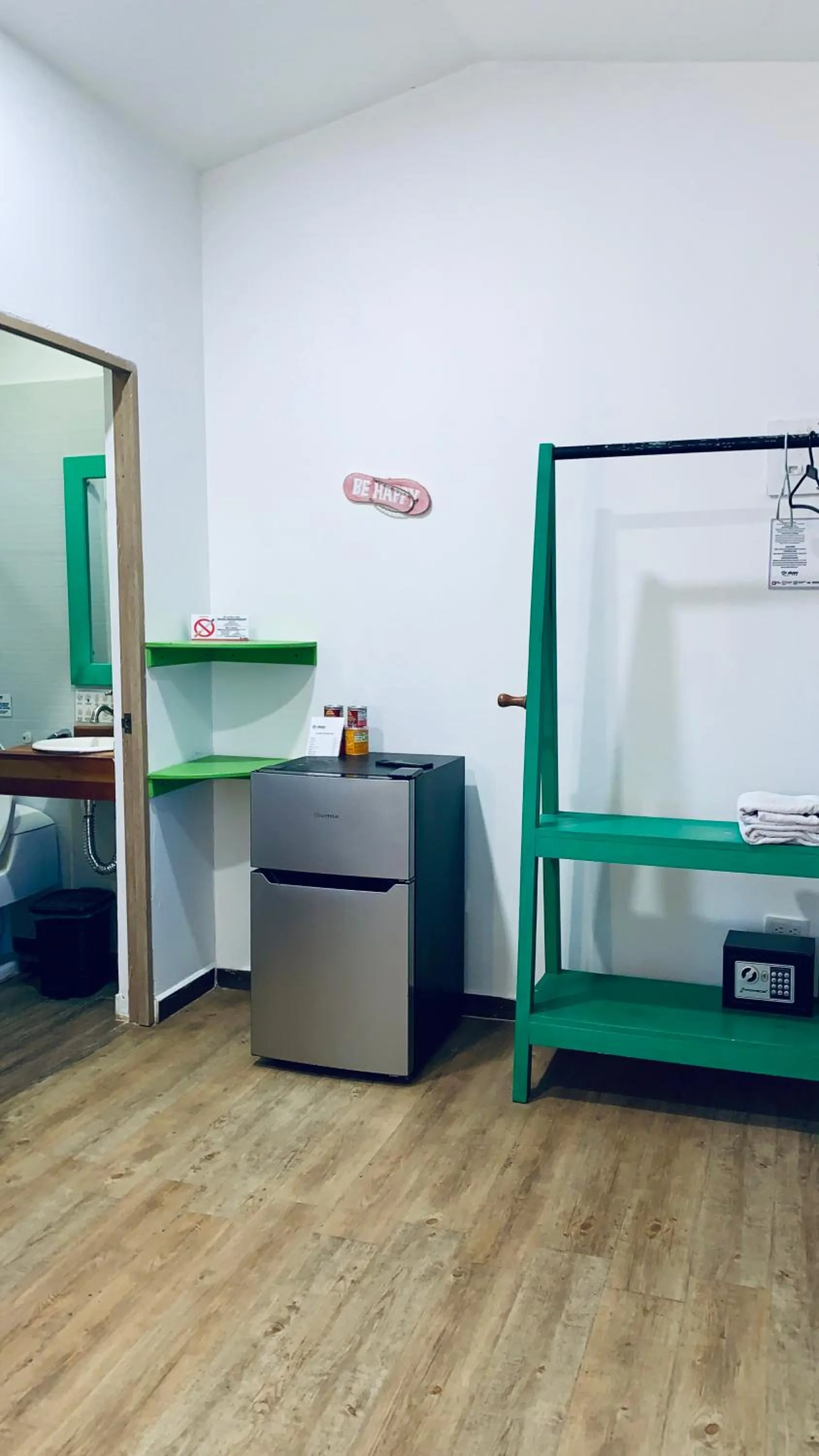 hair dresser, Bed in Be Happy Hotel