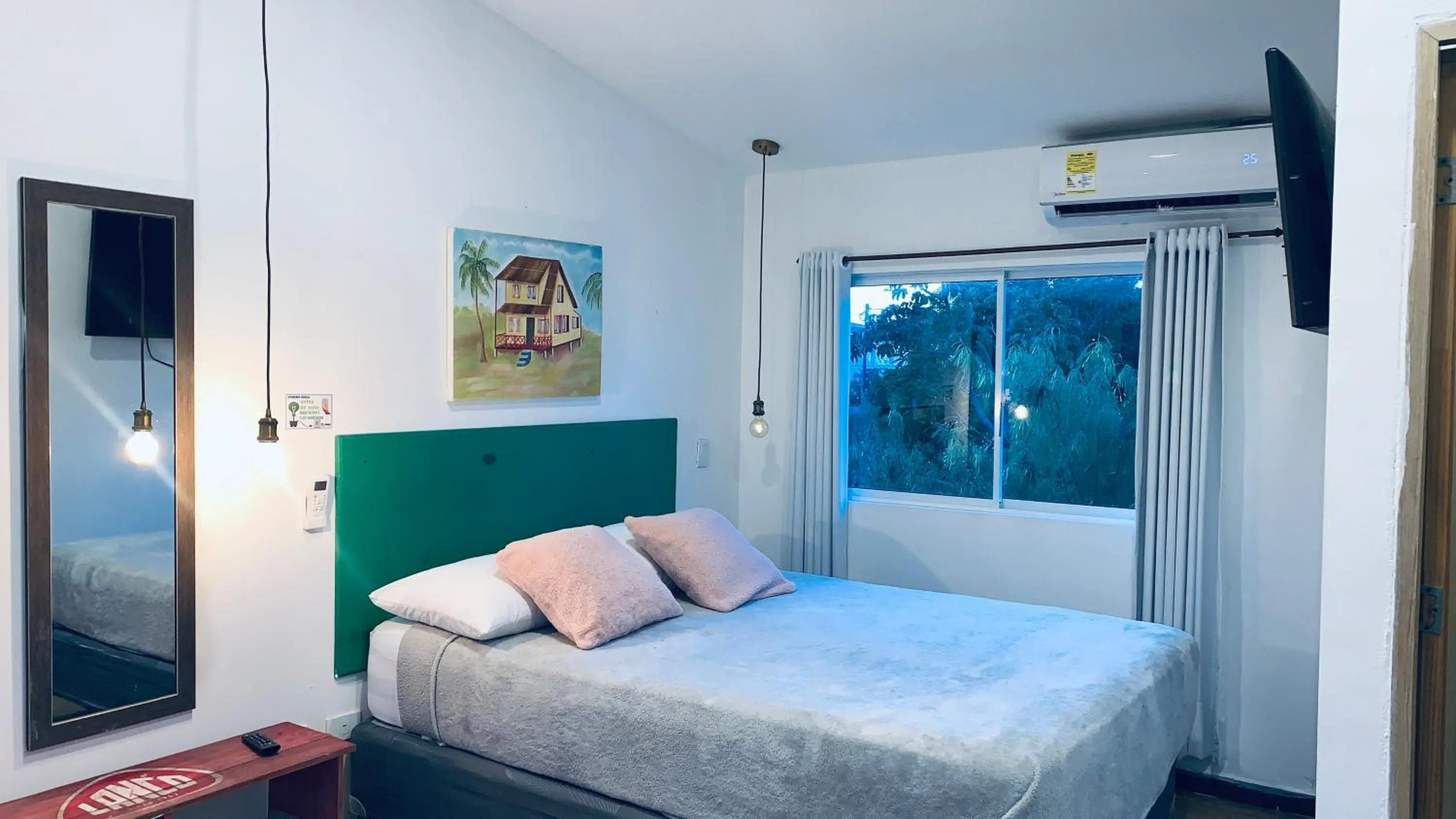 Photo of the whole room, Bed in Be Happy Hotel