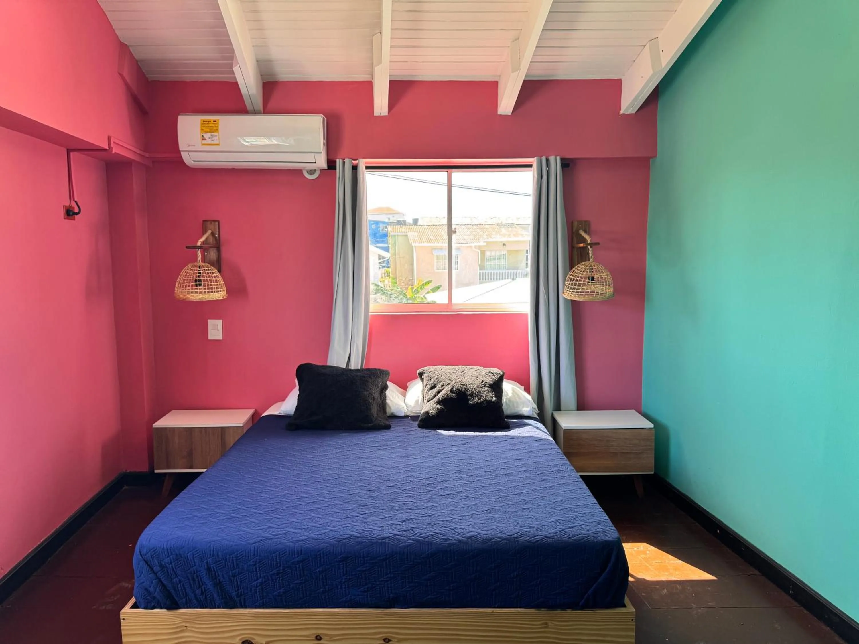 Bed in Be Happy Hotel