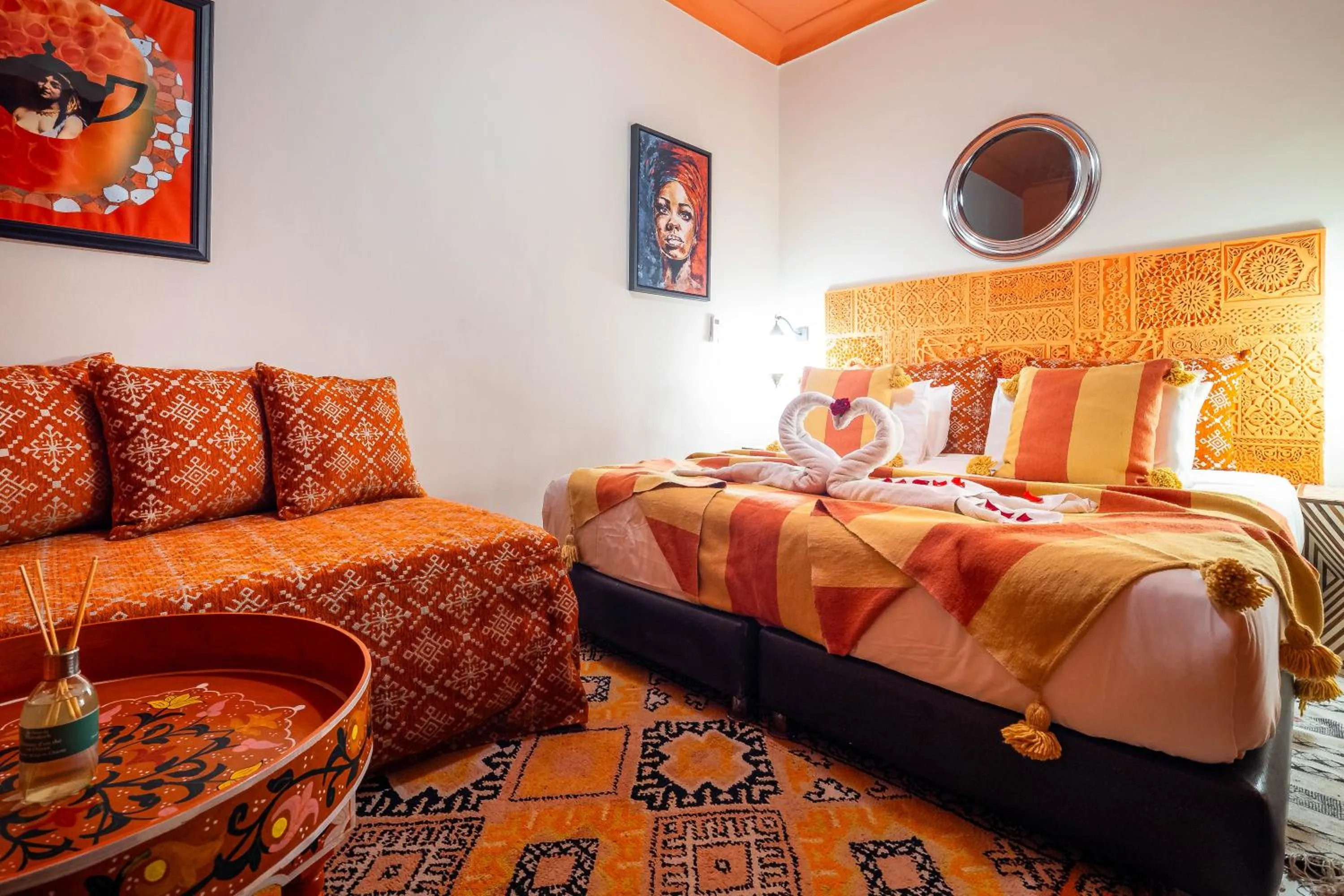 Bed in Dar Khmissa Riad & Spa