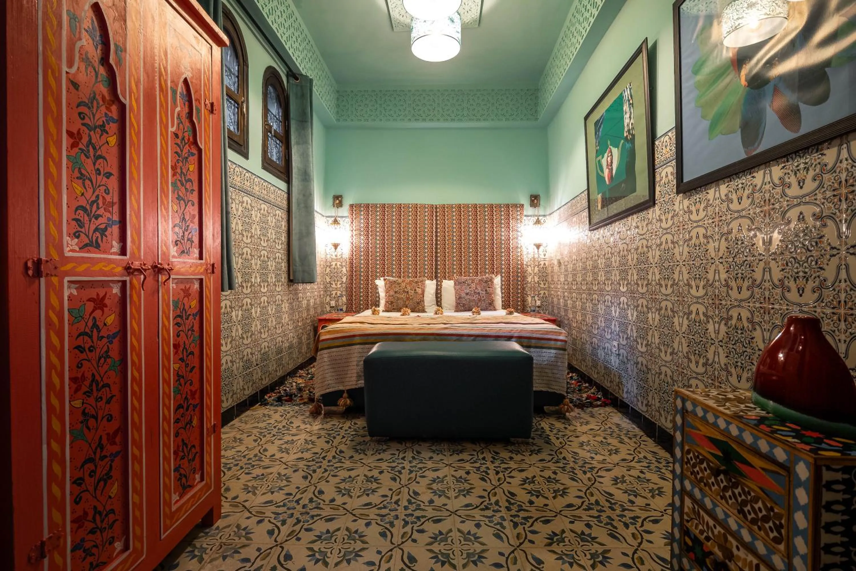 Bed in Dar Khmissa Riad & Spa