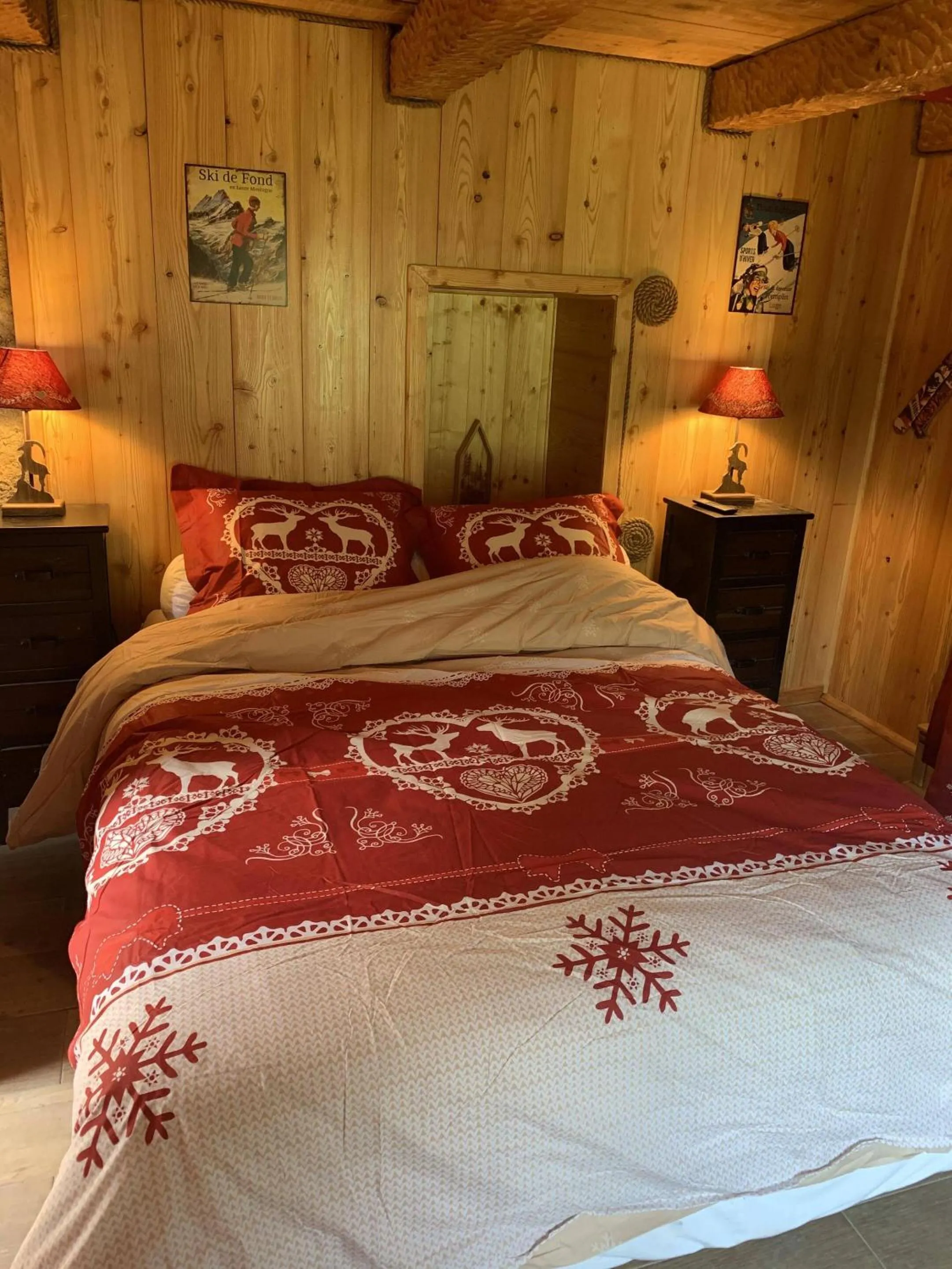 Bedroom, Bed in Les Ecrins de Belvedere