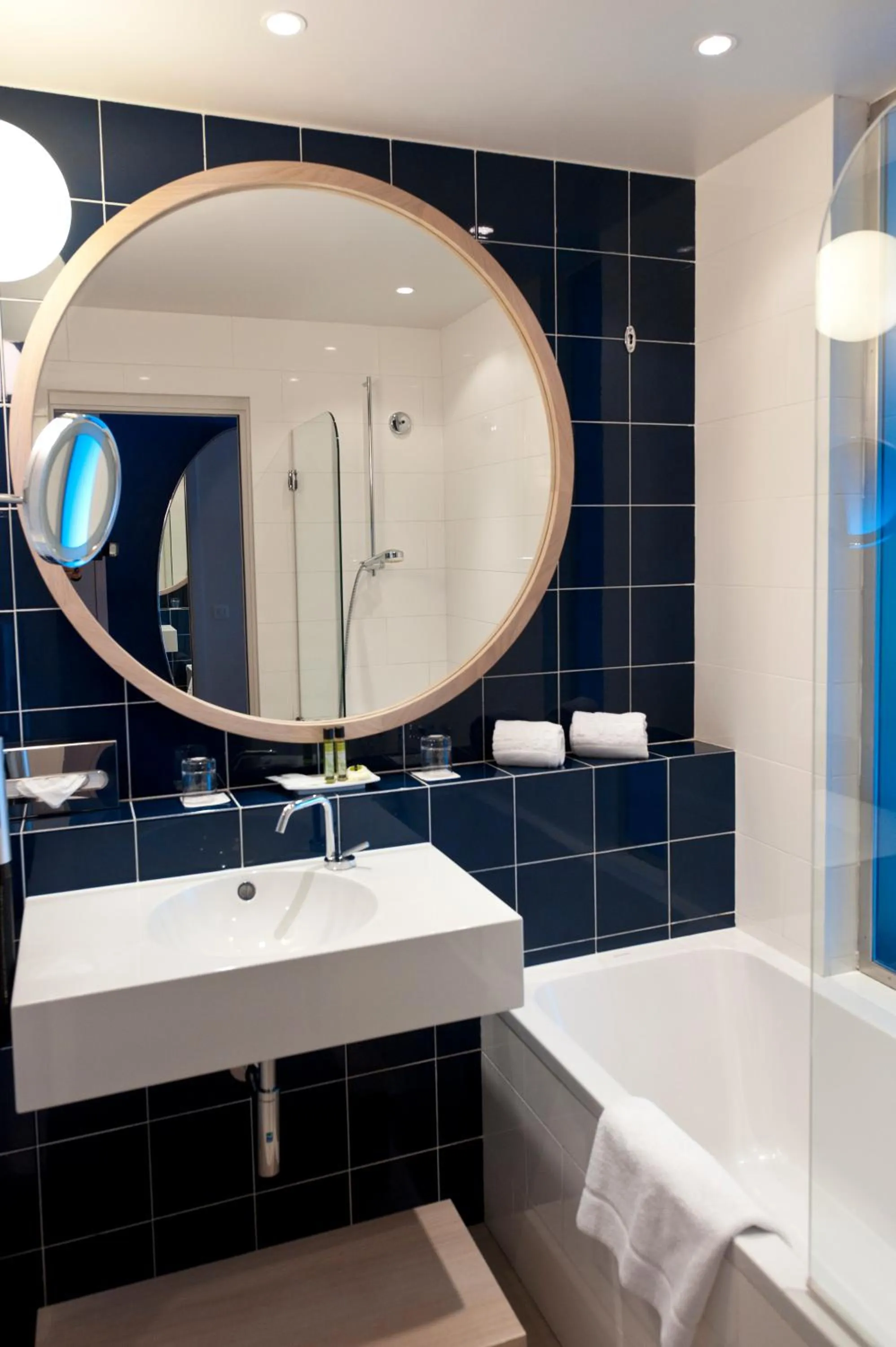 Bathroom in Hotel Victoria