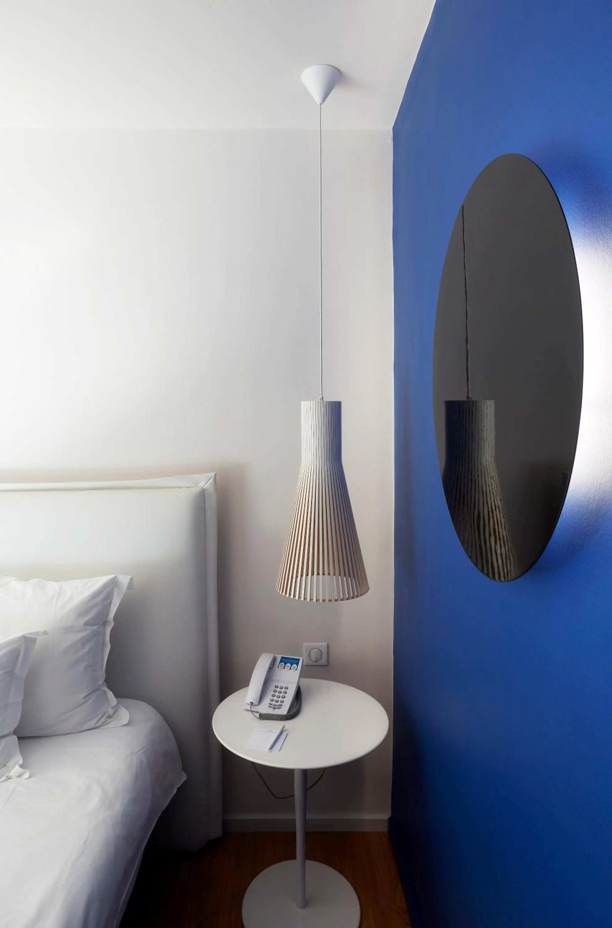 Decorative detail in Hotel Victoria