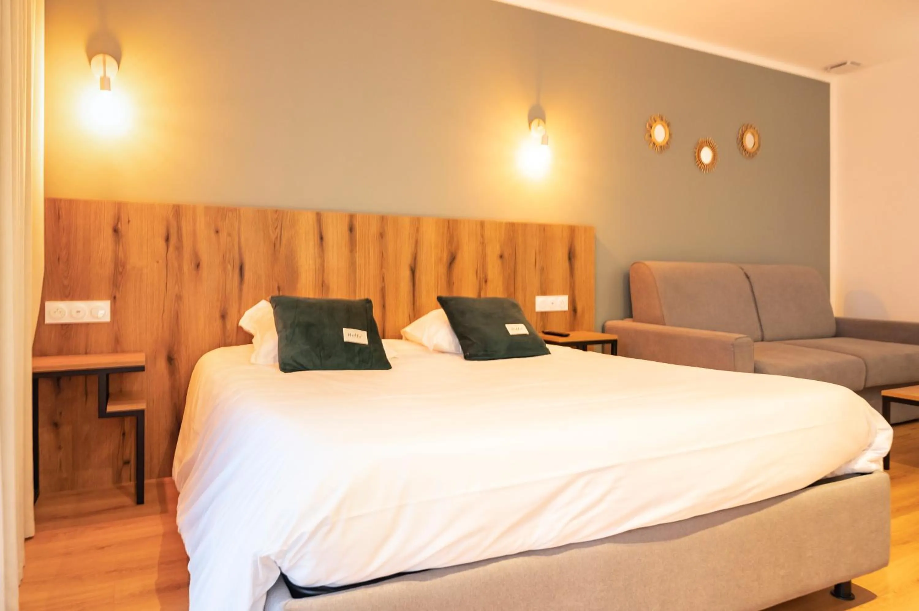 Bed in Auberge les Oliviers