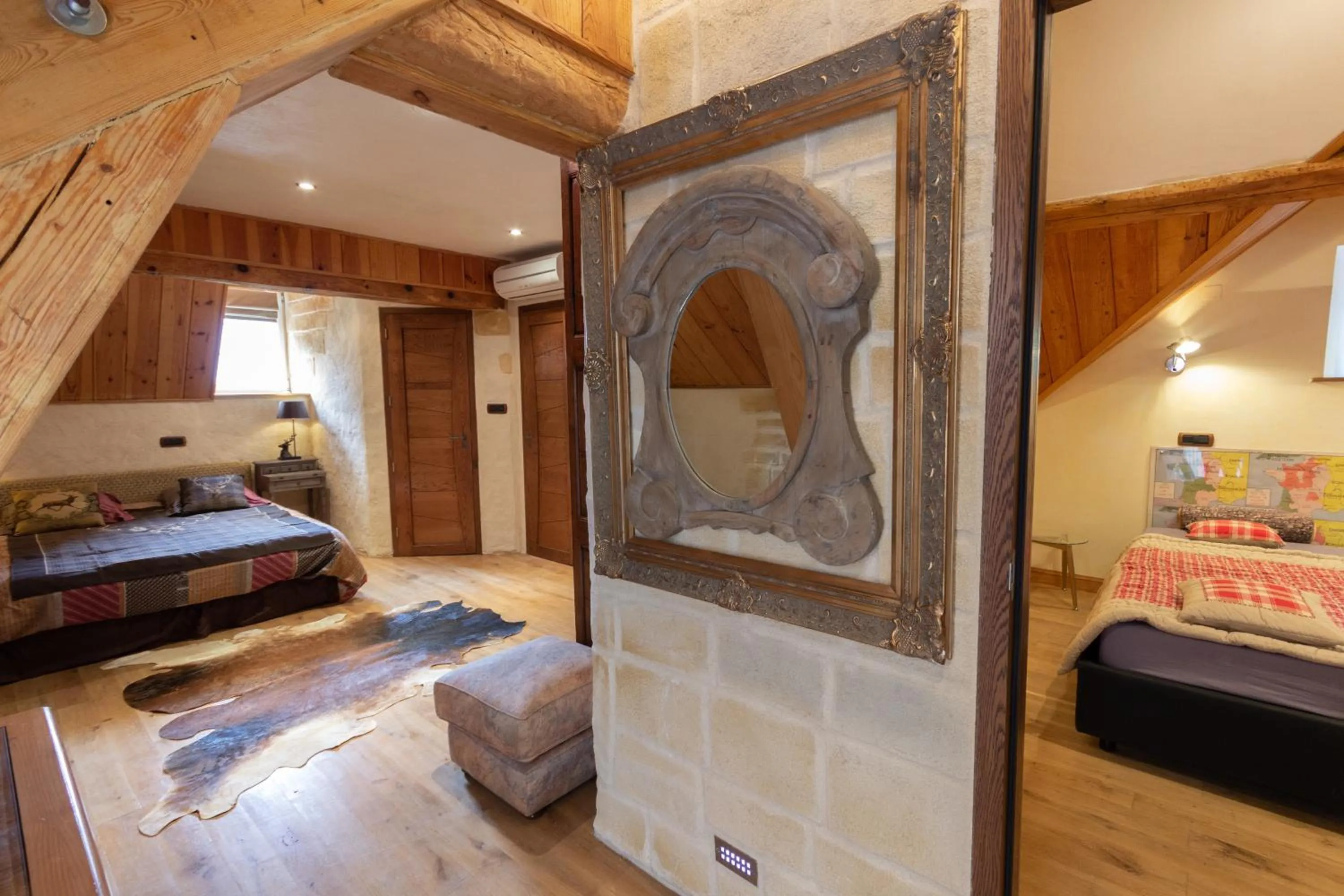 Bed in Château de Druon