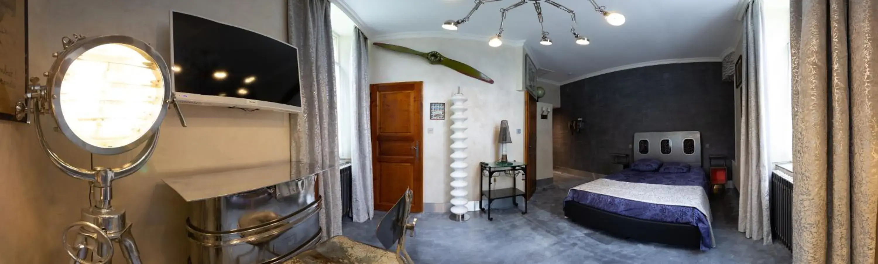 Double Room with Garden View in Château de Druon Double Room with Garden View in Château de Druon