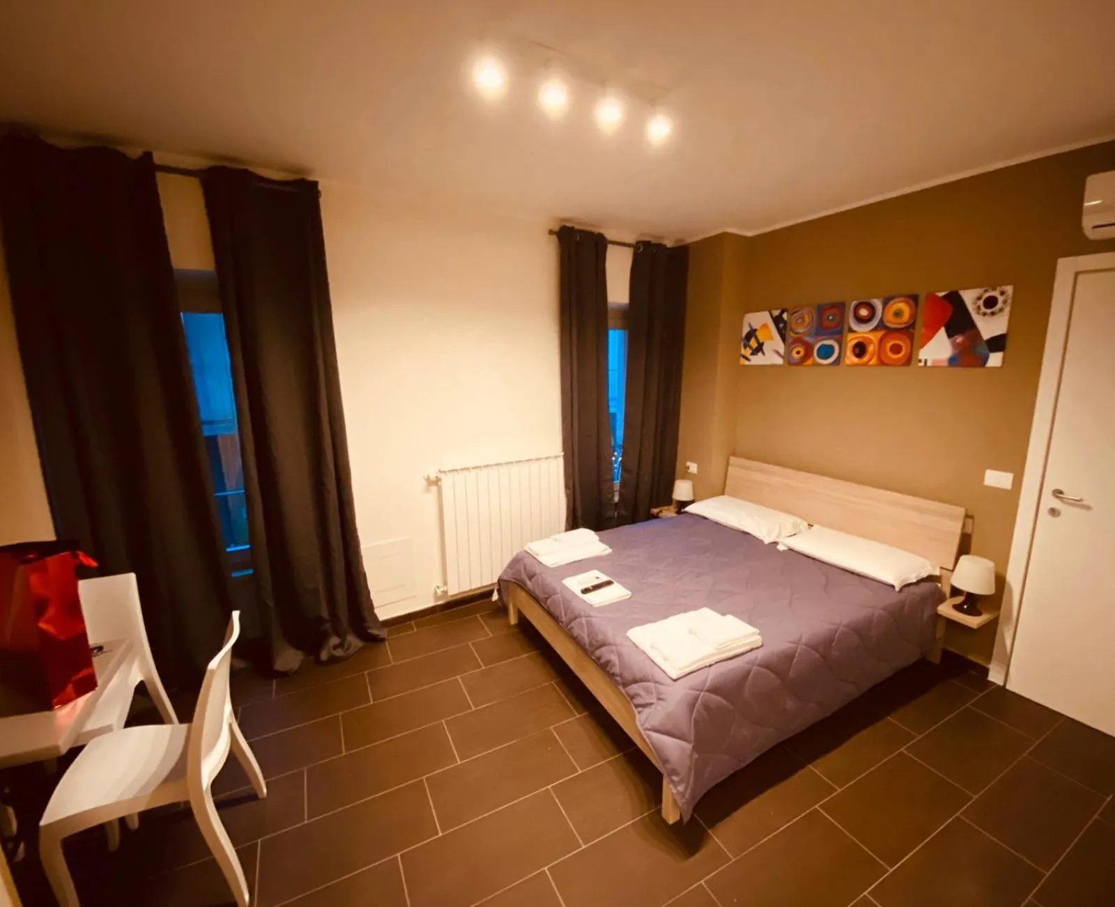 Bed in HH Hermoso Housing VALENZA