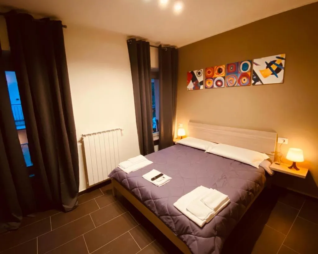 Bed in HH Hermoso Housing VALENZA