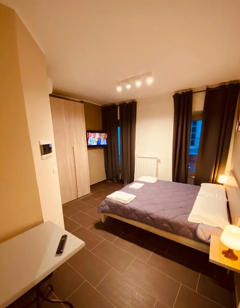 Bed in HH Hermoso Housing VALENZA