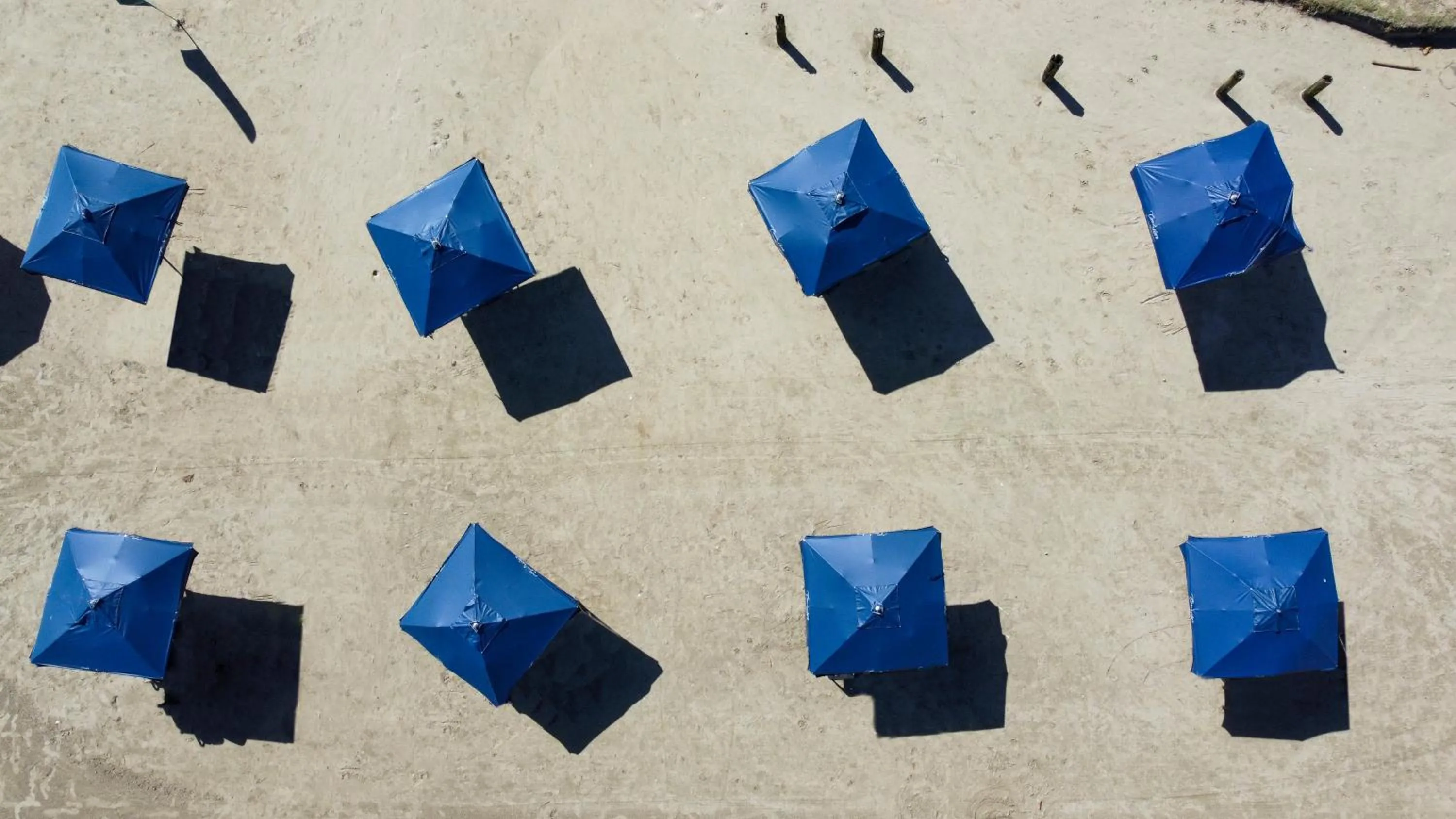 Day in Pousada Conca di Mare - Festa de Reveillon & Ceia de Natal - Pé na areia