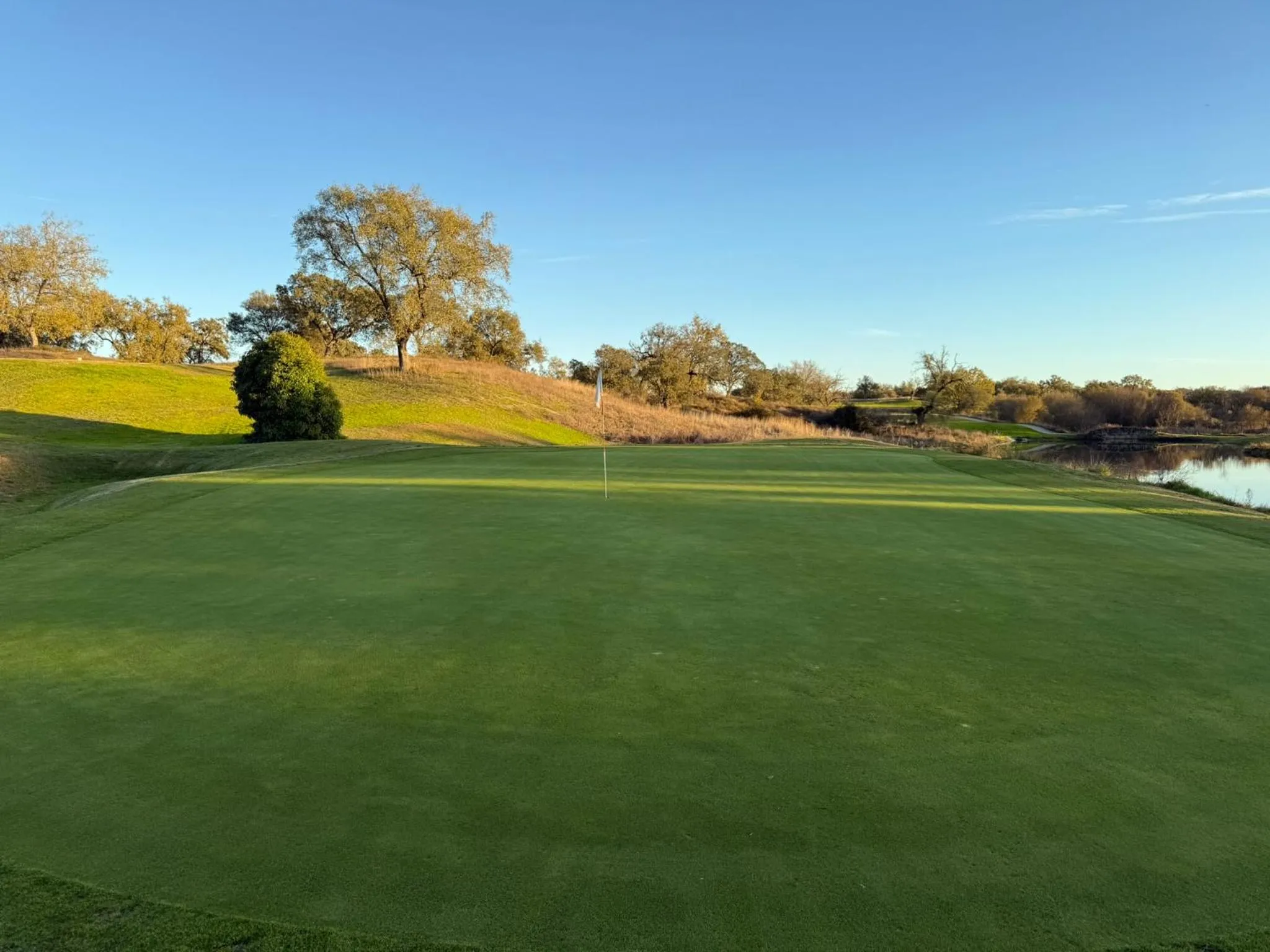 Golfcourse in Hospedium Hotel Valles de Gredos Golf