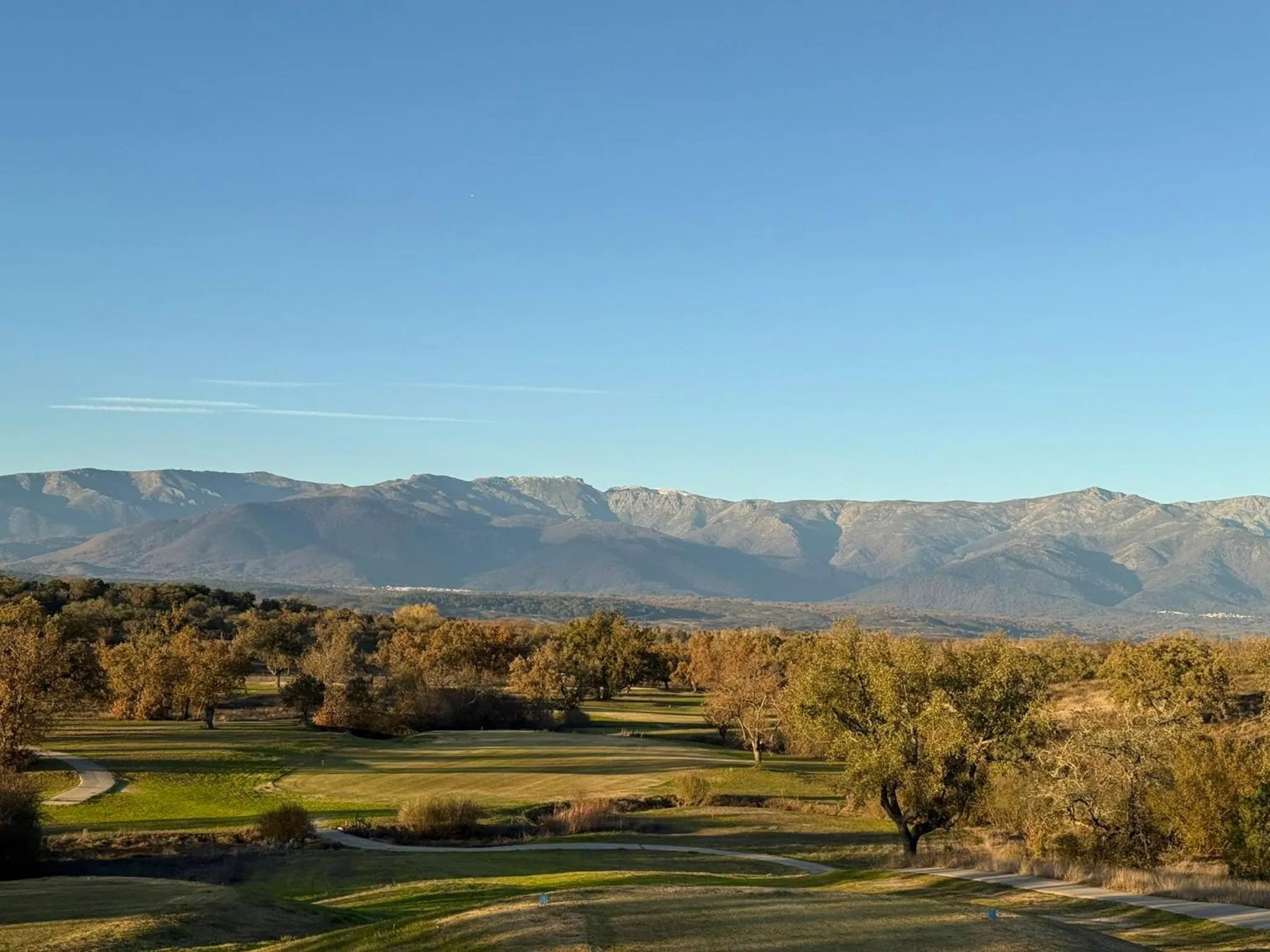Golfcourse in Hospedium Hotel Valles de Gredos Golf