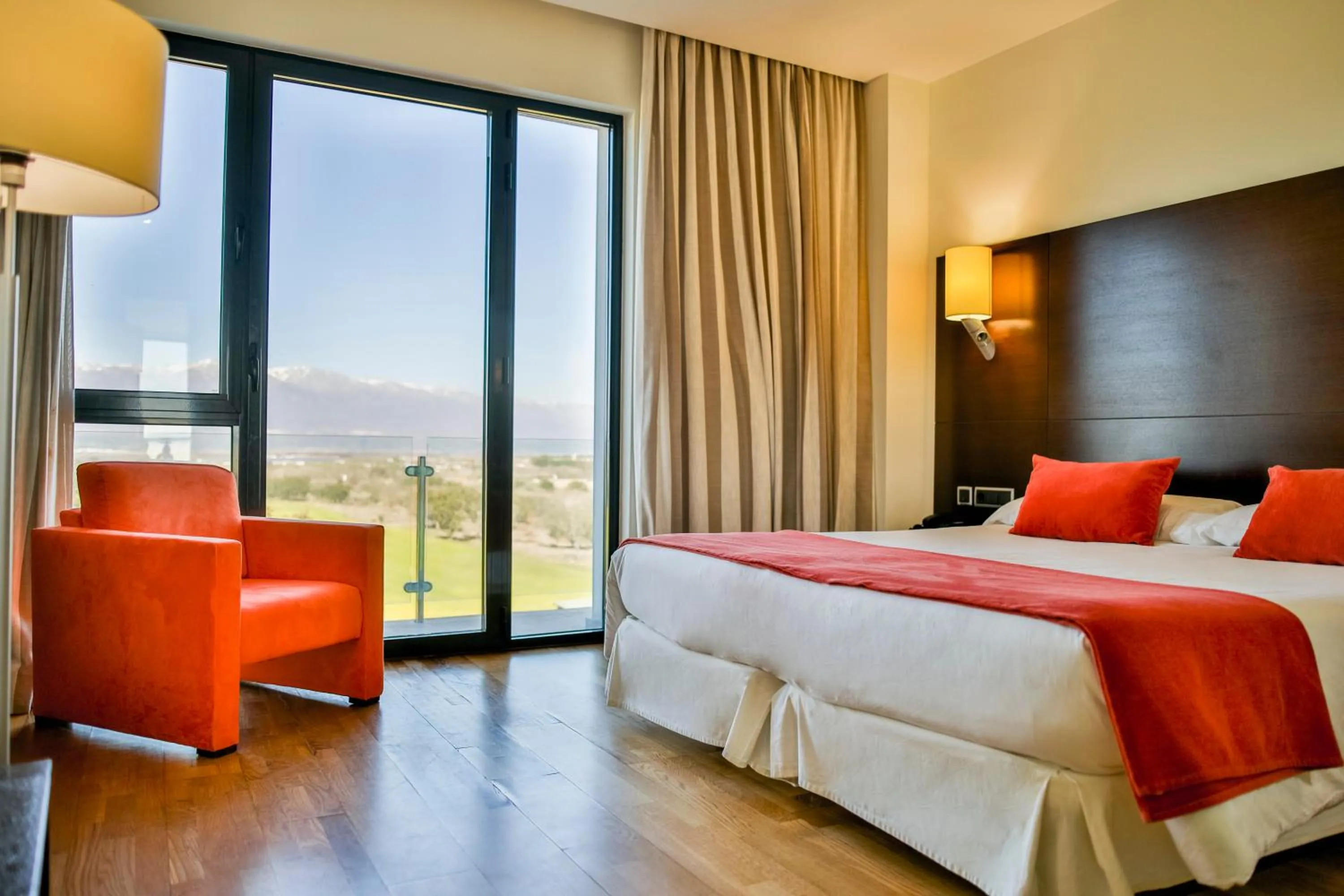 Photo of the whole room, Bed in Hospedium Hotel Valles de Gredos Golf