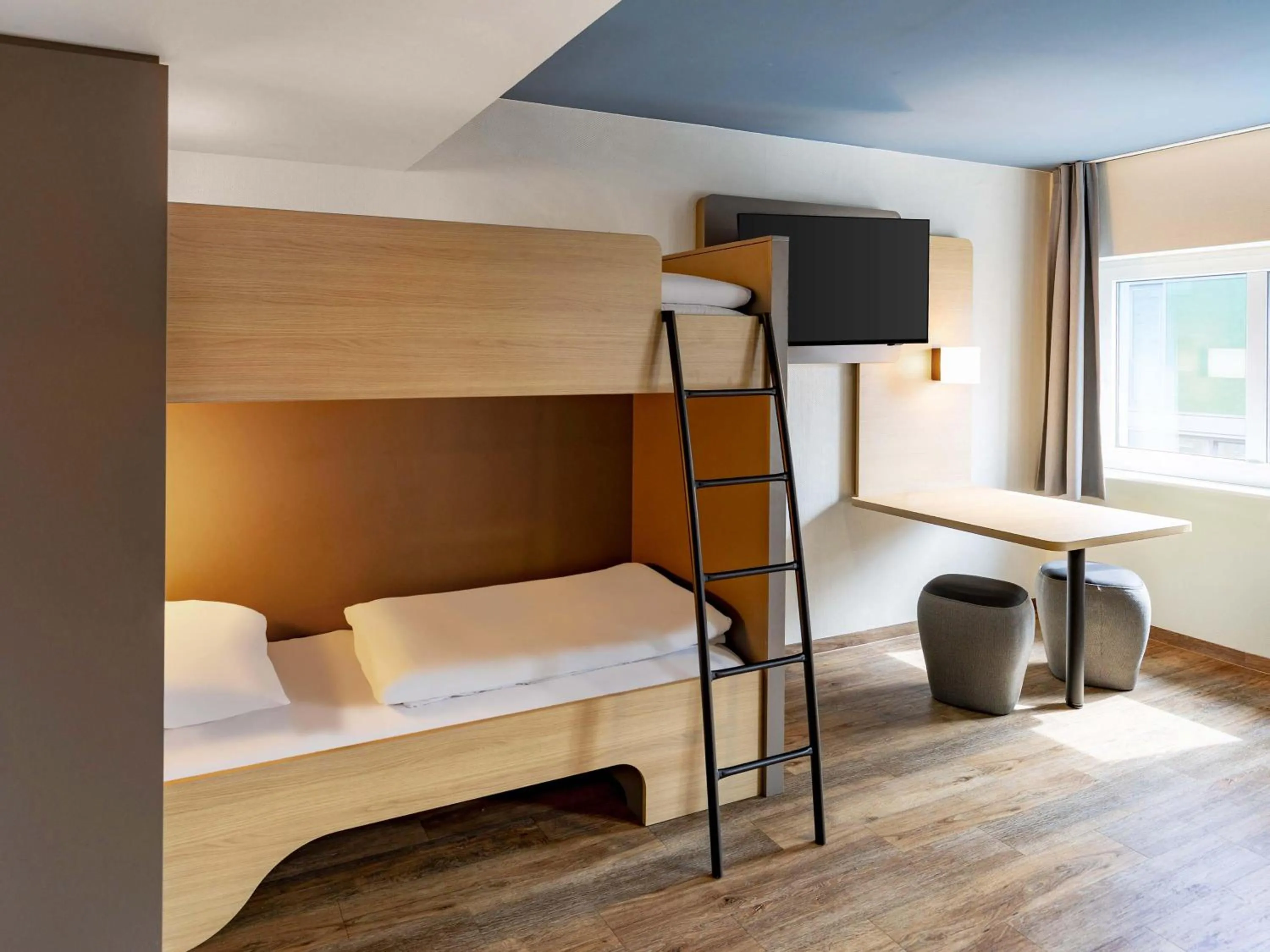 Photo of the whole room, Bed in B&B HOTEL Fulda-Hbf