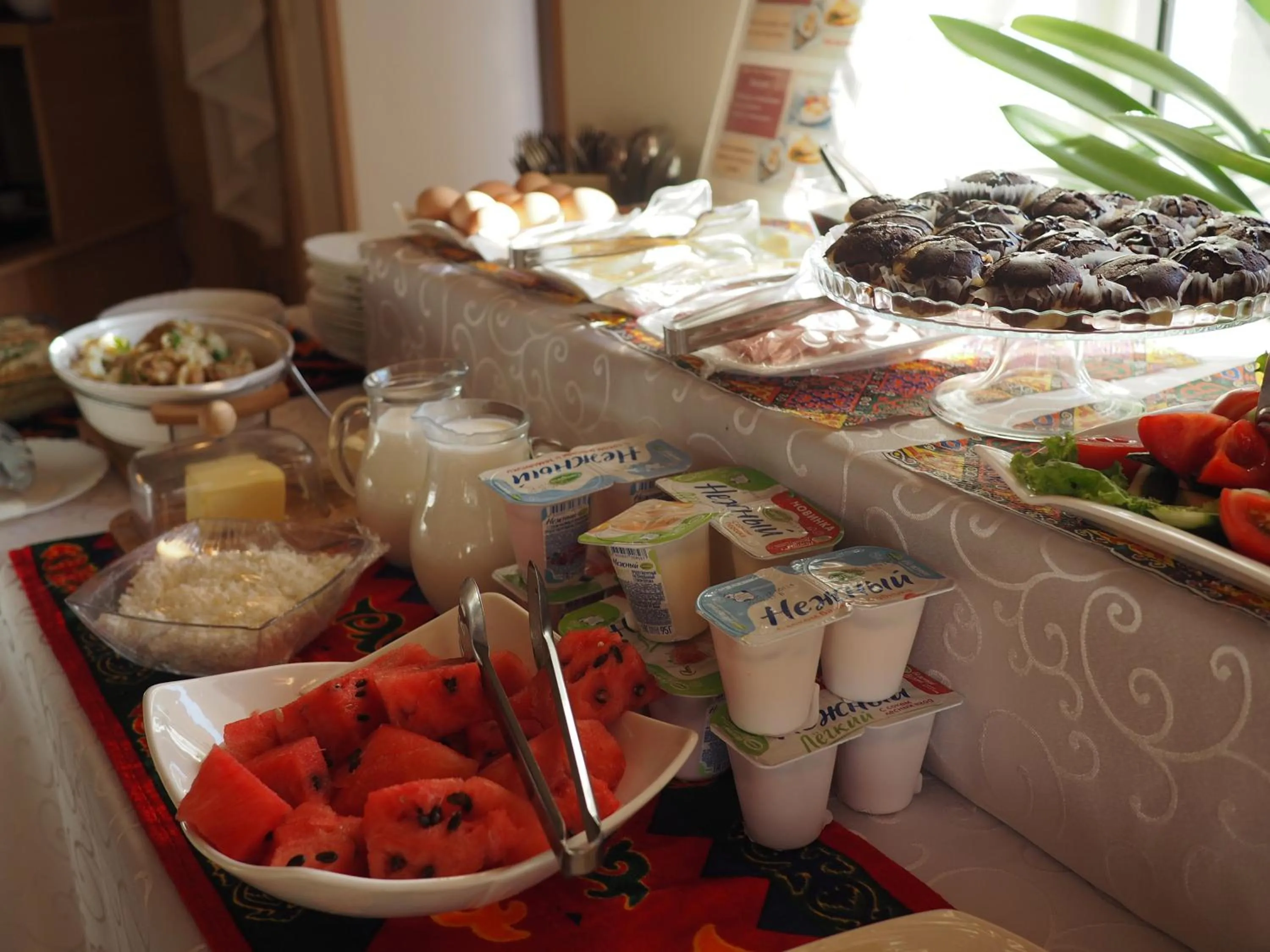 Buffet breakfast in Asian Mountains