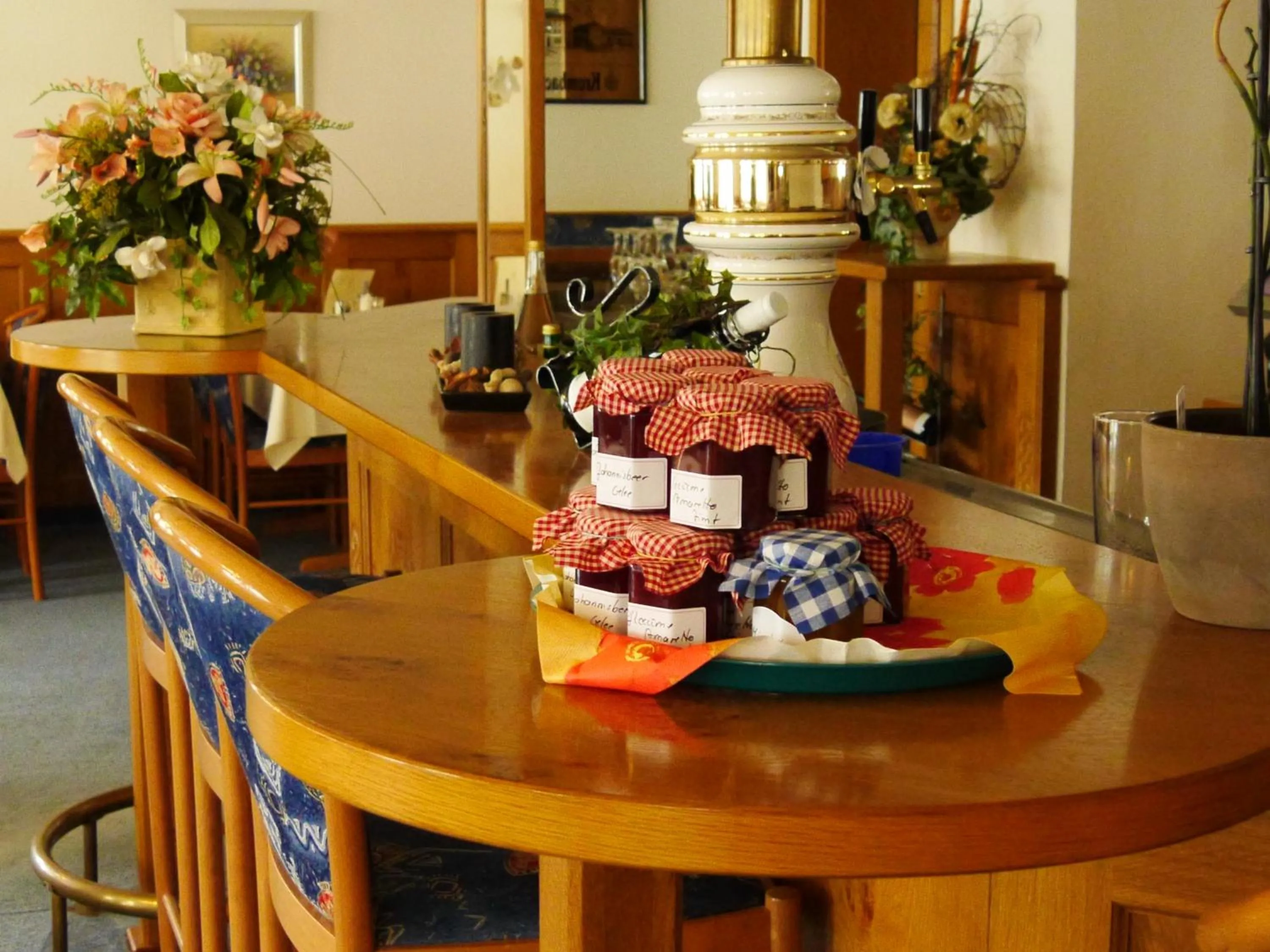 Restaurant/places to eat in Hotel Flurschütz