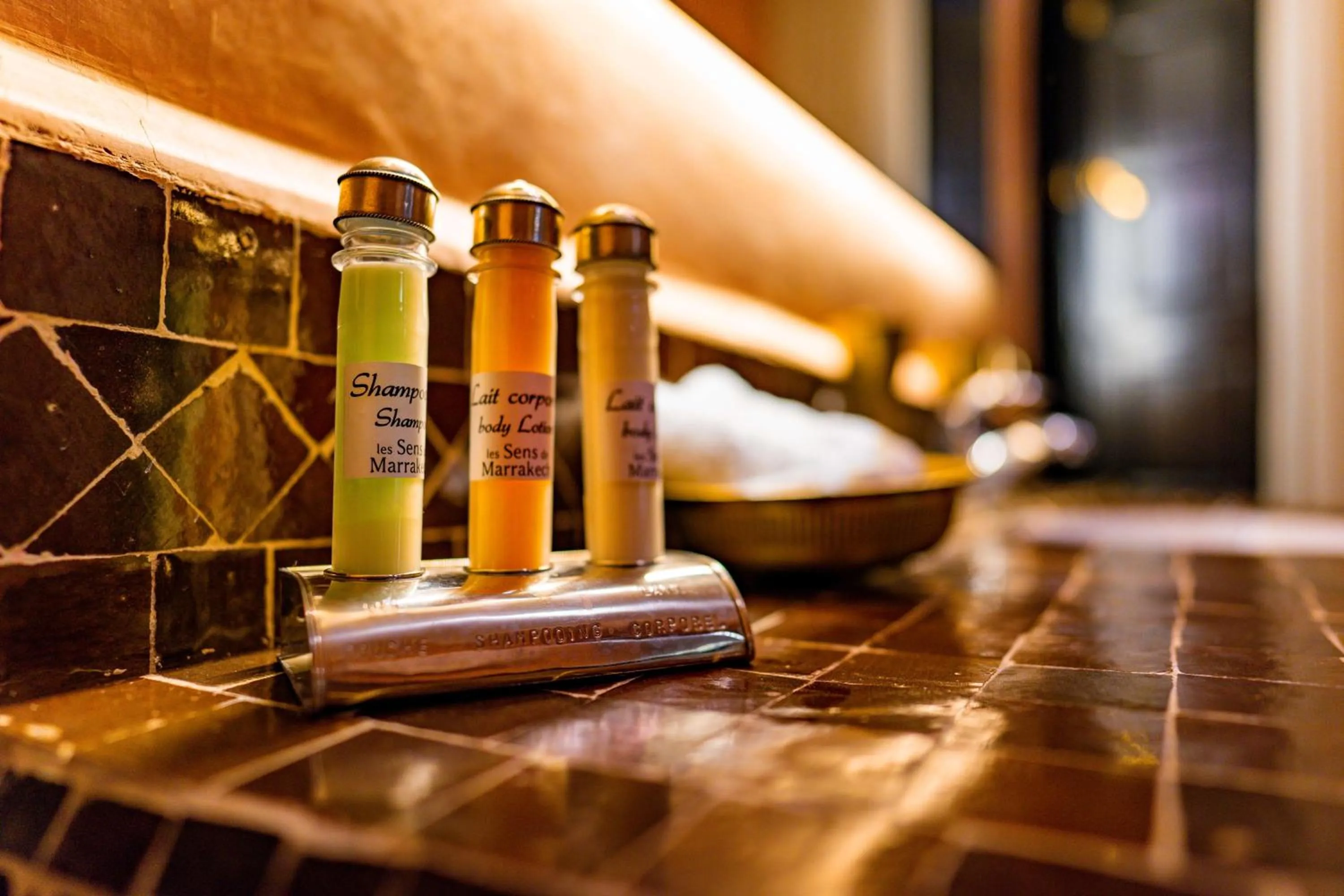 Bathroom in Riad Dar Dialkoum