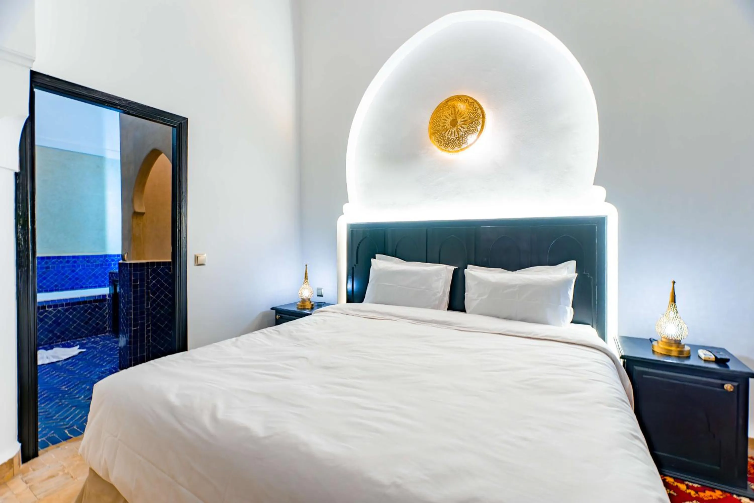 Bedroom, Bed in Riad Dar Dialkoum